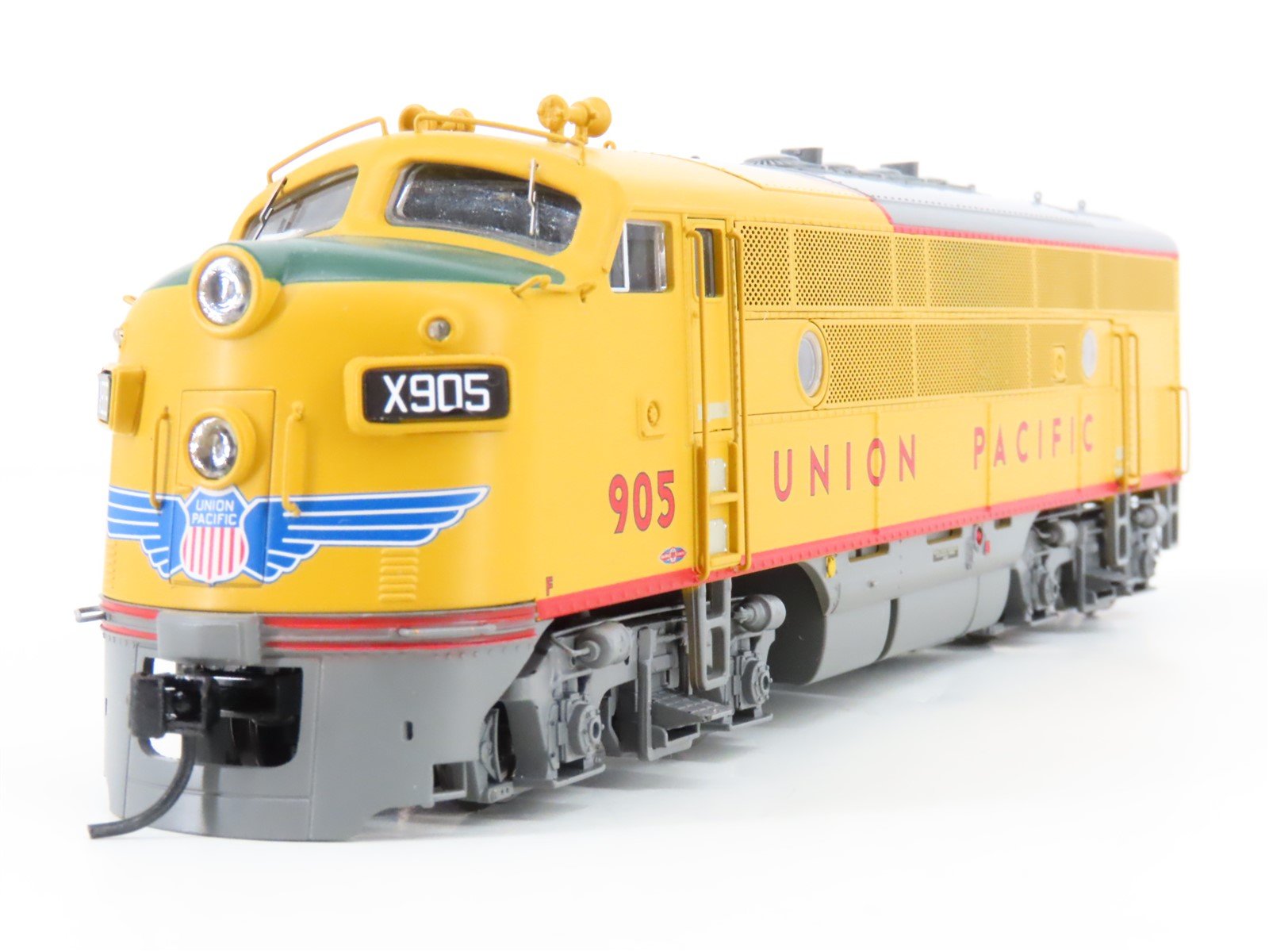 HO Broadway Limited BLI 4825 UP Union Pacific EMD F3A/B Diesel #905 - Paragon3