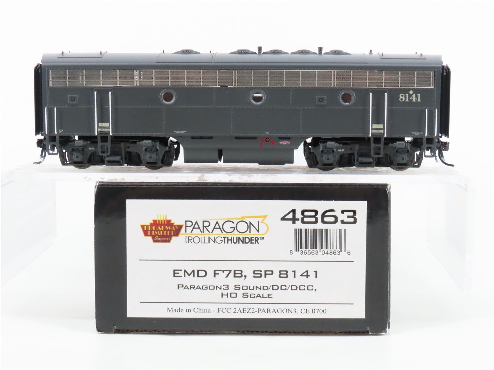 HO Scale Broadway Limited 4863 SP Southern Pacific F7B Diesel #8141 - Paragon3