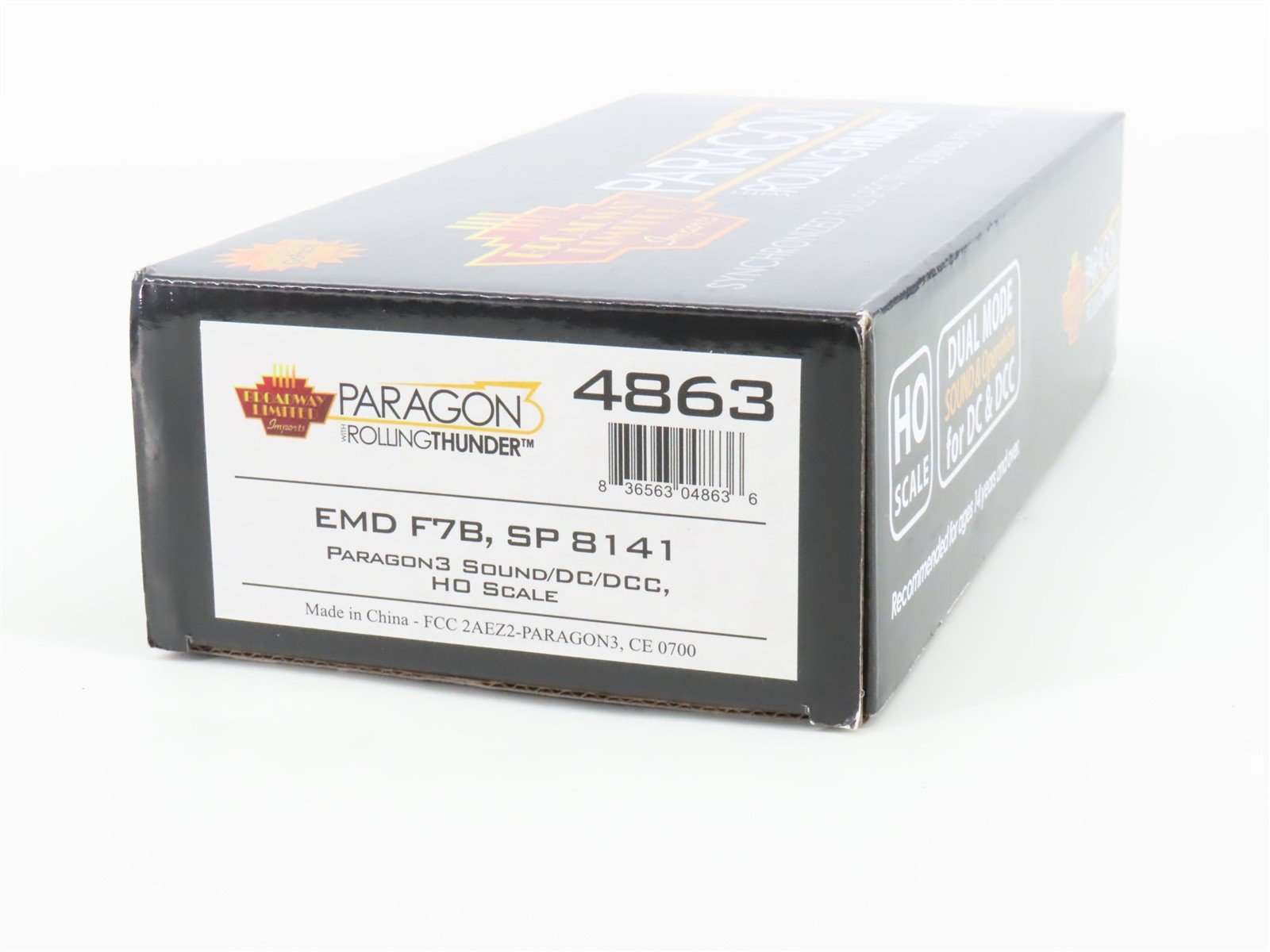 HO Scale Broadway Limited 4863 SP Southern Pacific F7B Diesel #8141 - Paragon3