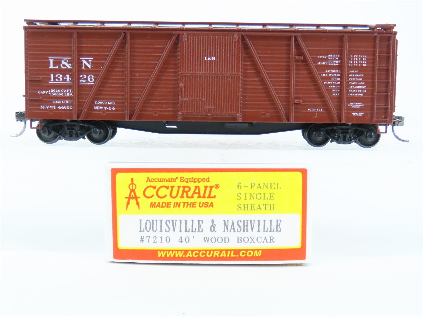 HO Accurail 7210 L&N Louisville & Nashville 40' Wood Box Car #13426 - Upgraded