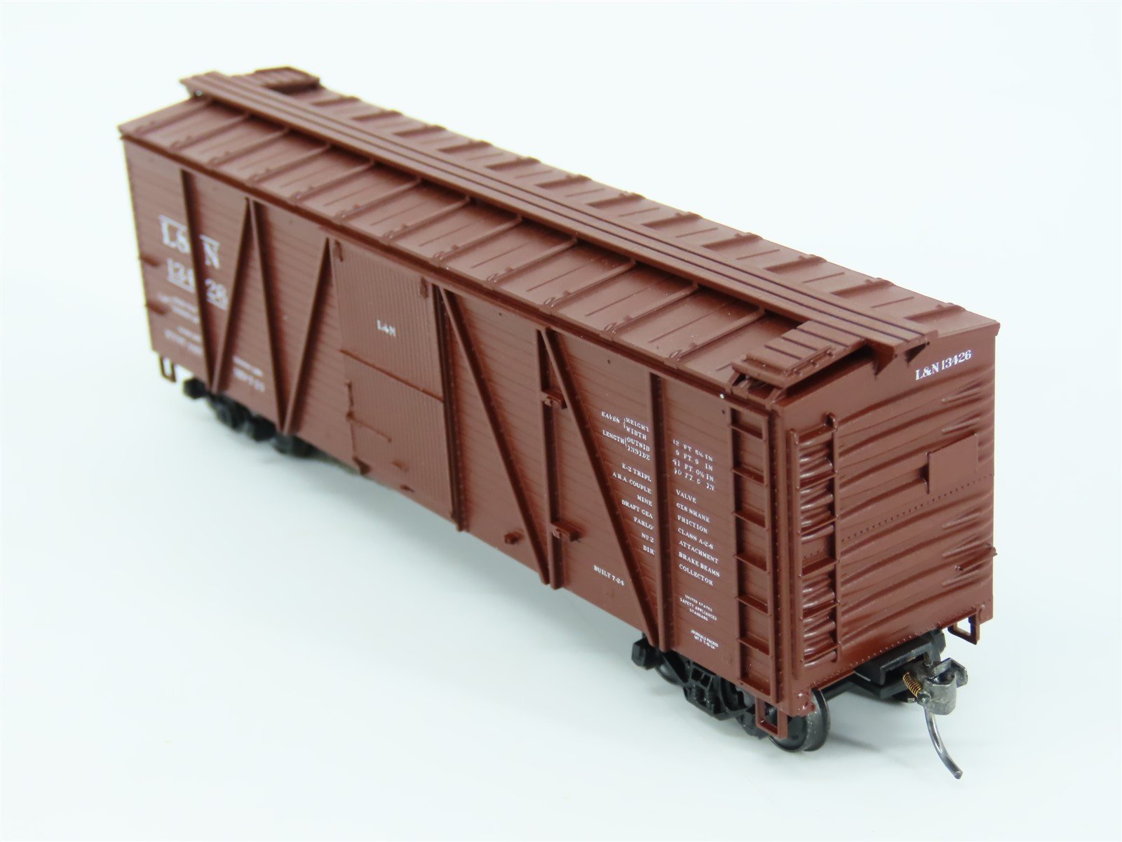 HO Accurail 7210 L&N Louisville & Nashville 40' Wood Box Car #13426 - Upgraded