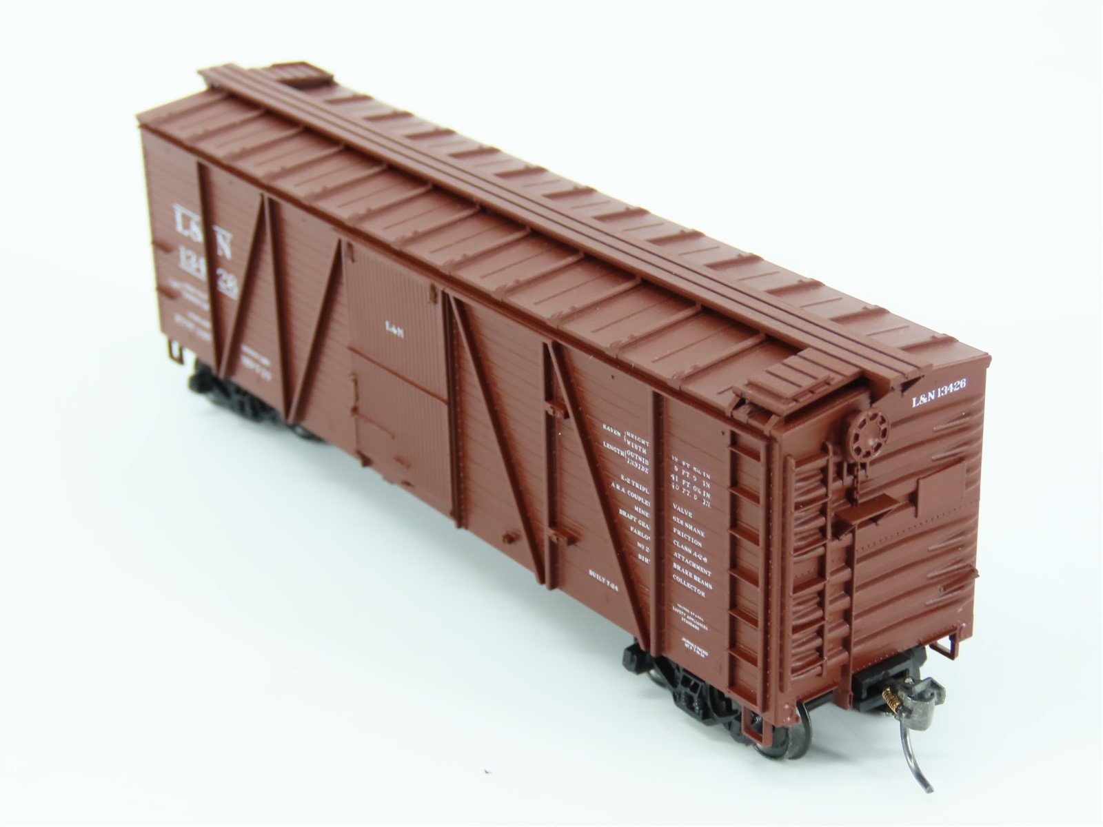 HO Accurail 7210 L&N Louisville & Nashville 40' Wood Box Car #13426 - Upgraded