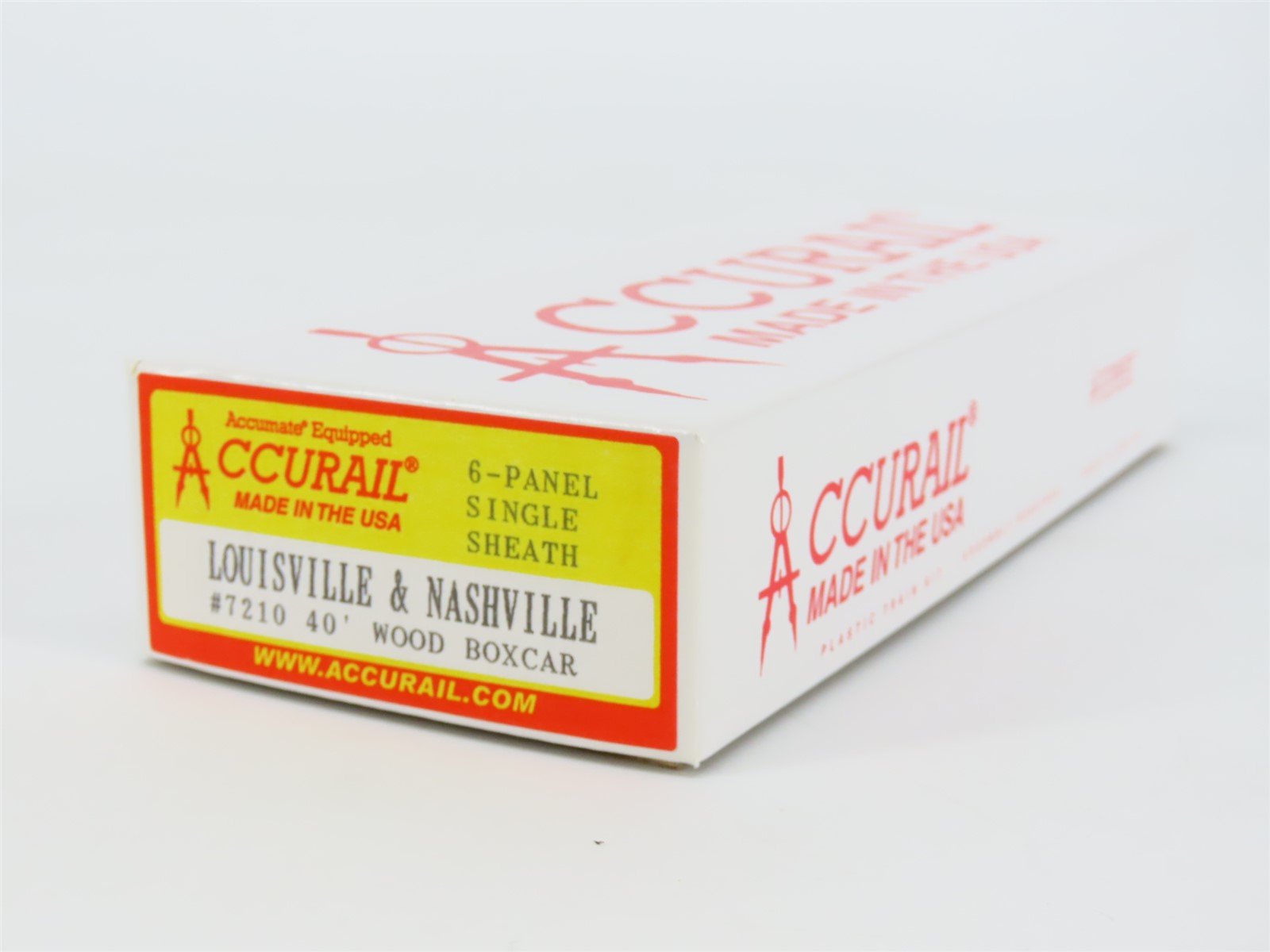 HO Accurail 7210 L&N Louisville & Nashville 40' Wood Box Car #13426 - Upgraded