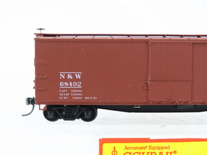 HO Scale Accurail 4642 NW Norfolk & Western 40' Wood Box Car #68492 - Upgraded