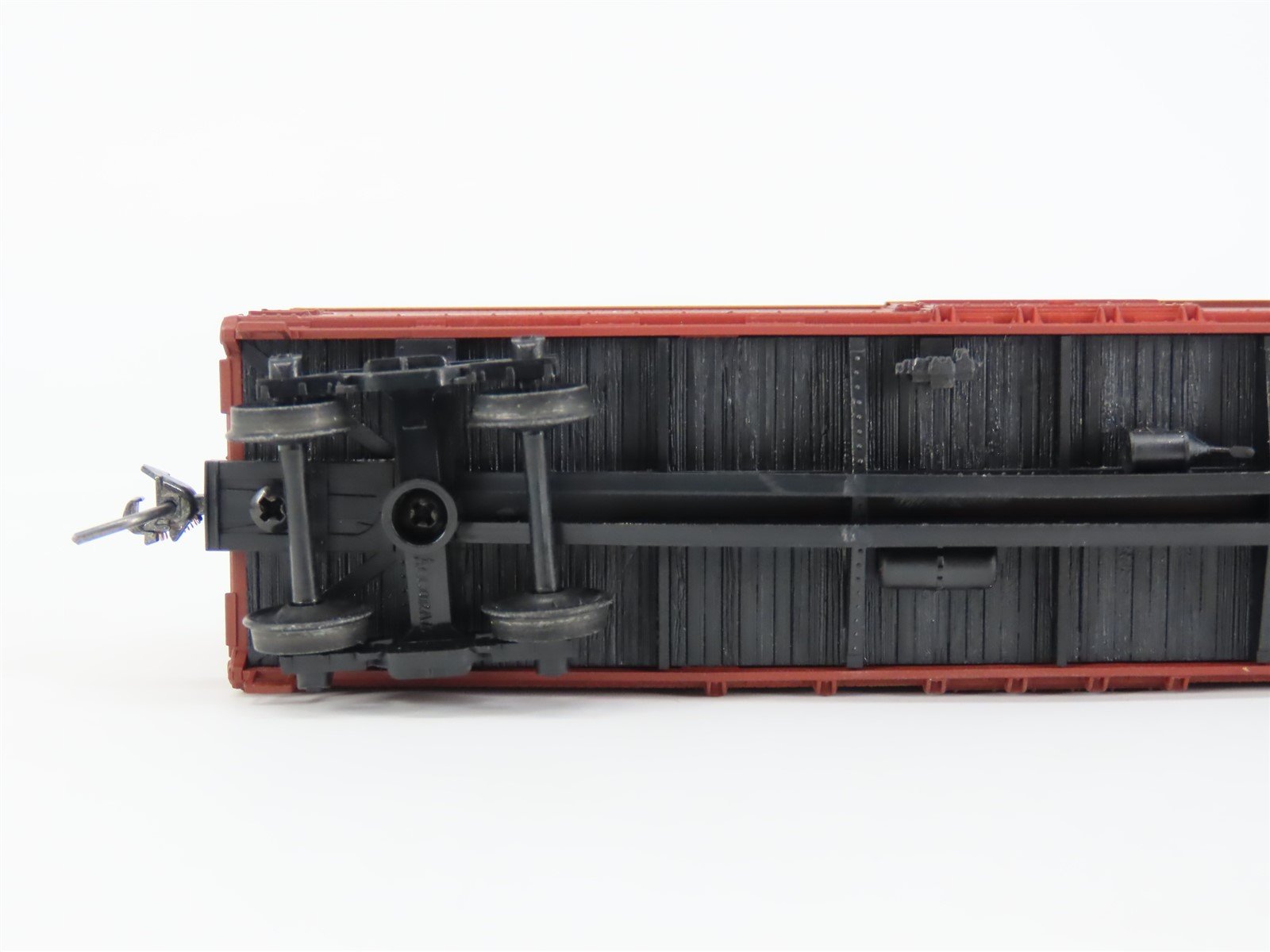 HO Scale Accurail 4642 NW Norfolk & Western 40' Wood Box Car #68492 - Upgraded