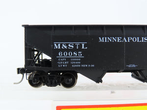 HO Scale Accurail 7720 M&StL Minneapois & St. Louis 2-Bay Hopper #60085