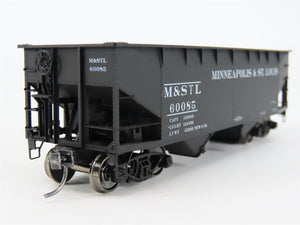 HO Scale Accurail 7720 M&StL Minneapois & St. Louis 2-Bay Hopper #60085