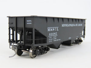 HO Scale Accurail 7720 M&StL Minneapois & St. Louis 2-Bay Hopper #60085