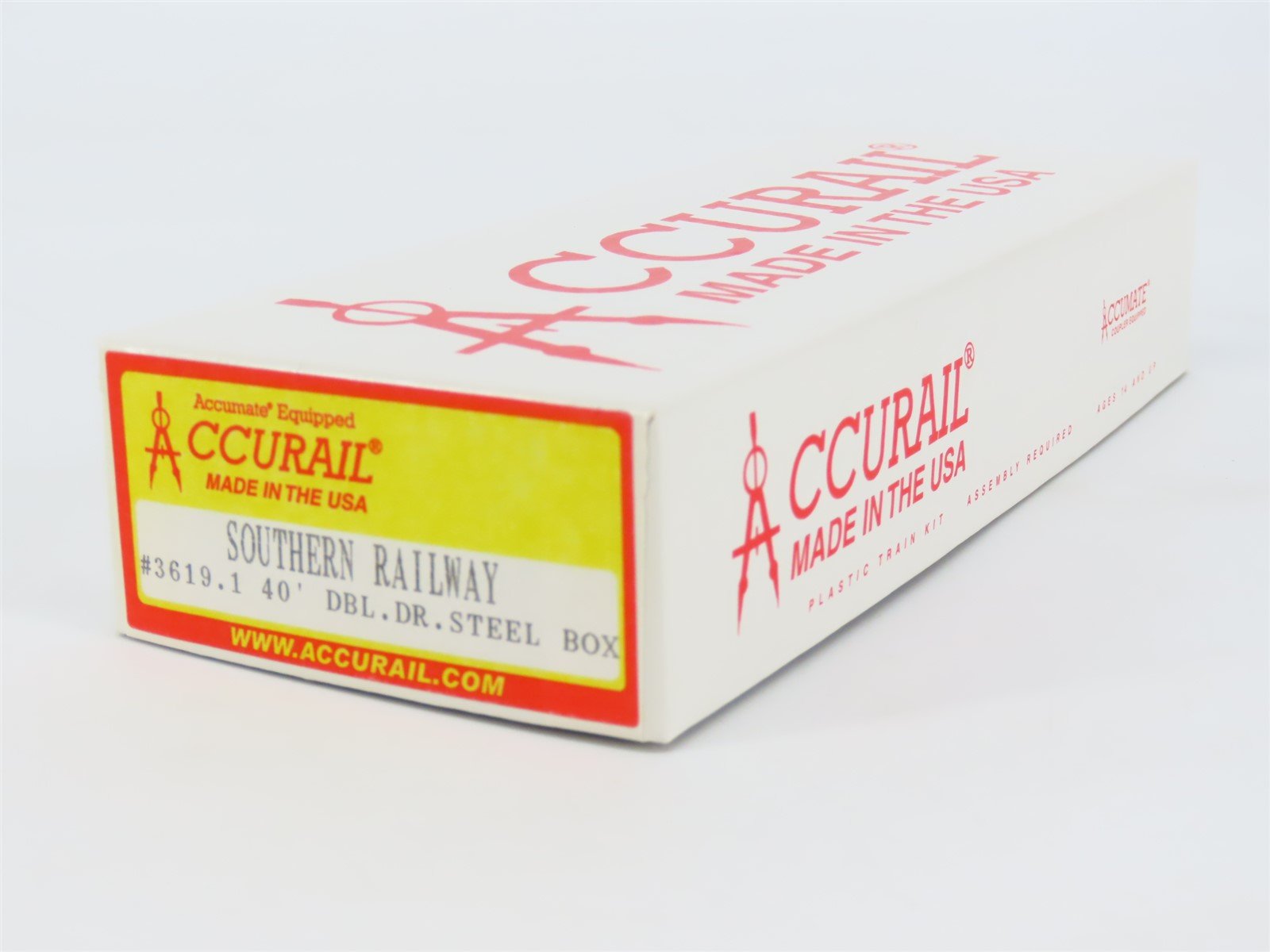 HO Accurail 3619.1 SOU Southern 40' Double Door Steel Box Car #272409 - Upgraded