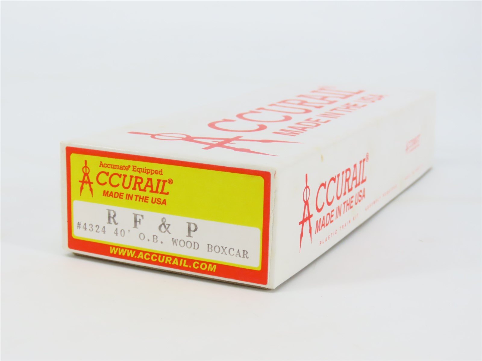 HO Scale Accurail 4324 RF&P 40' Outside-Braced Wood Box Car #2481 - Upgraded