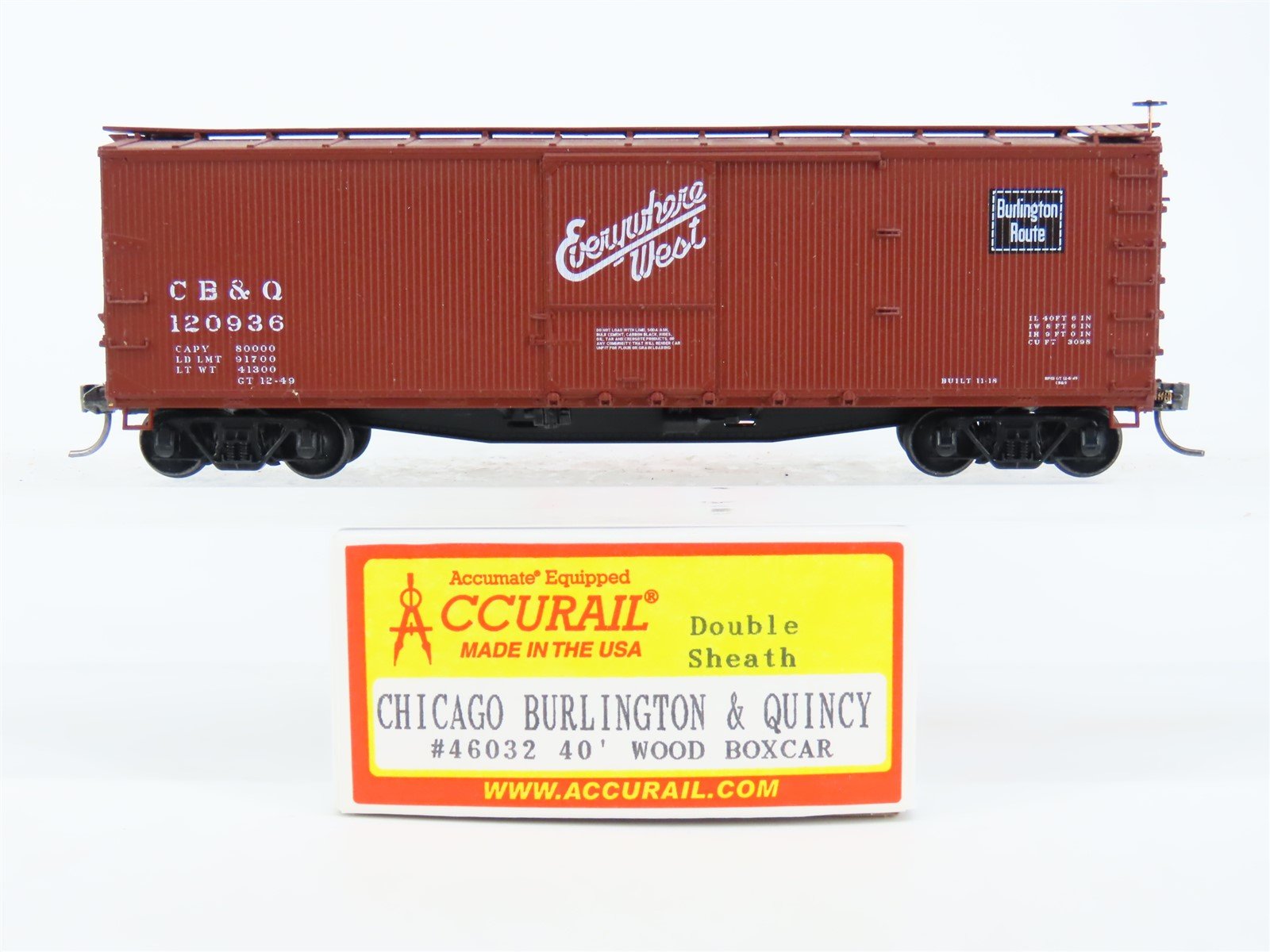 HO Accurail 46032 CB&Q Burlington Route 40' Wood Box Car #120936 - Upgraded