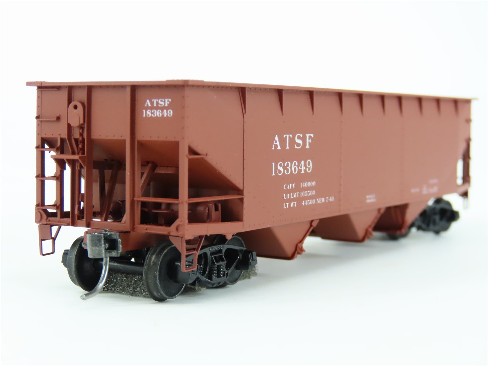 HO Scale Accurail 7501.1 ATSF Santa Fe 3-Bay Offset Hopper #183649 - Upgraded