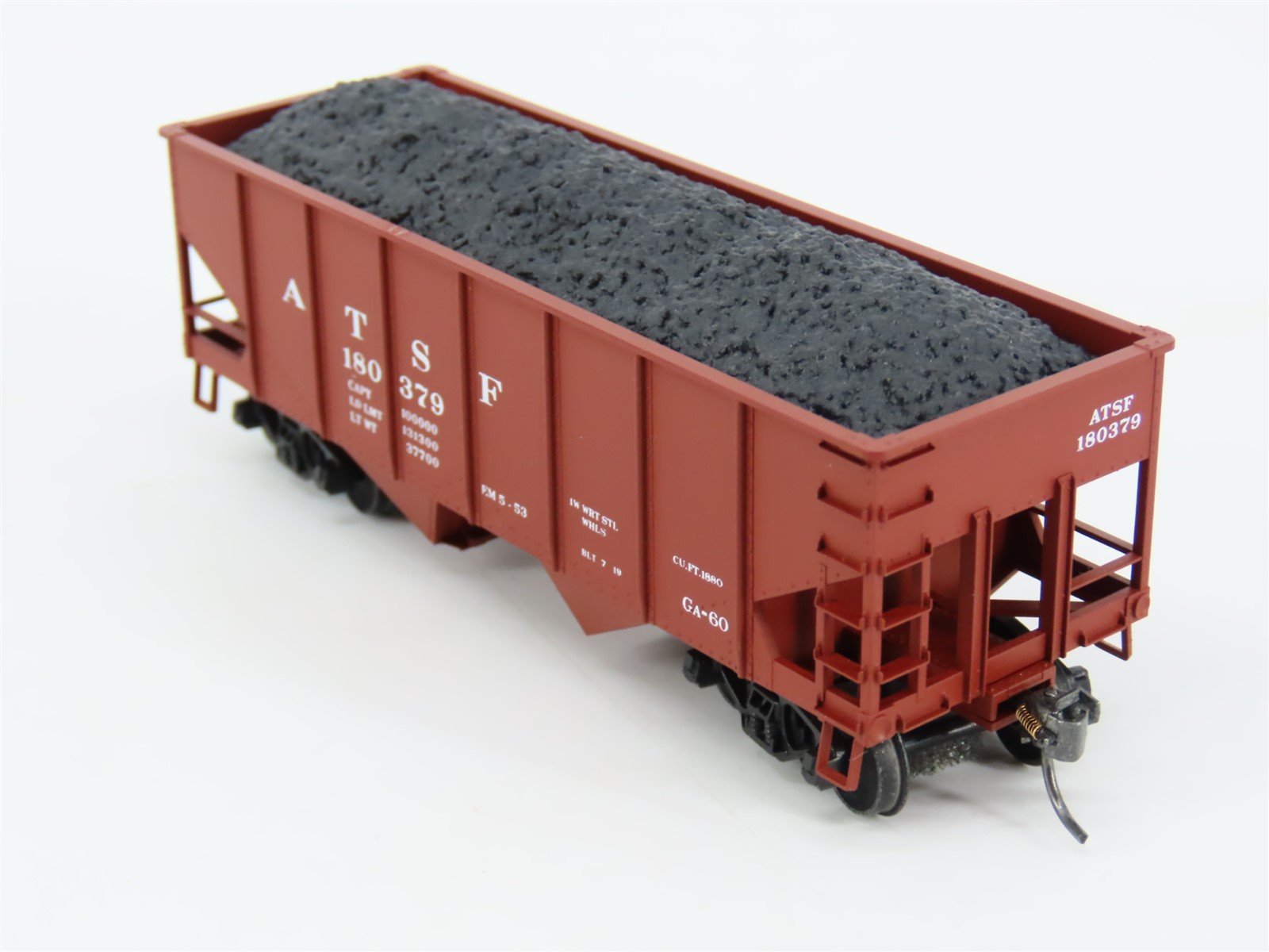 HO Scale Accurail 2501 ATSF Santa Fe 2-Bay Hopper #180379 w/ Load - Upgraded