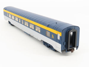 HO Scale Walthers 932-16766 C&O Railway 52-Seat Coach Passenger Car #1439