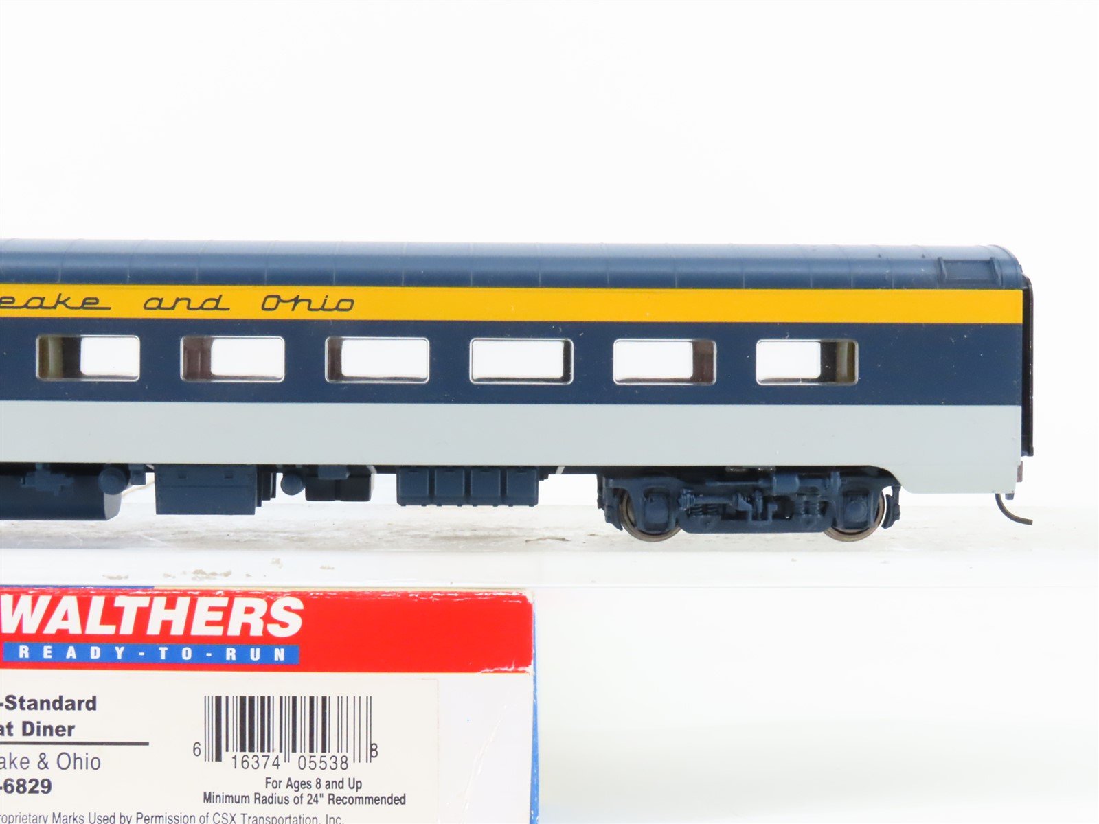 HO Scale Walthers 932-6829 C&O Railway 48-Seat Diner Passenger Car