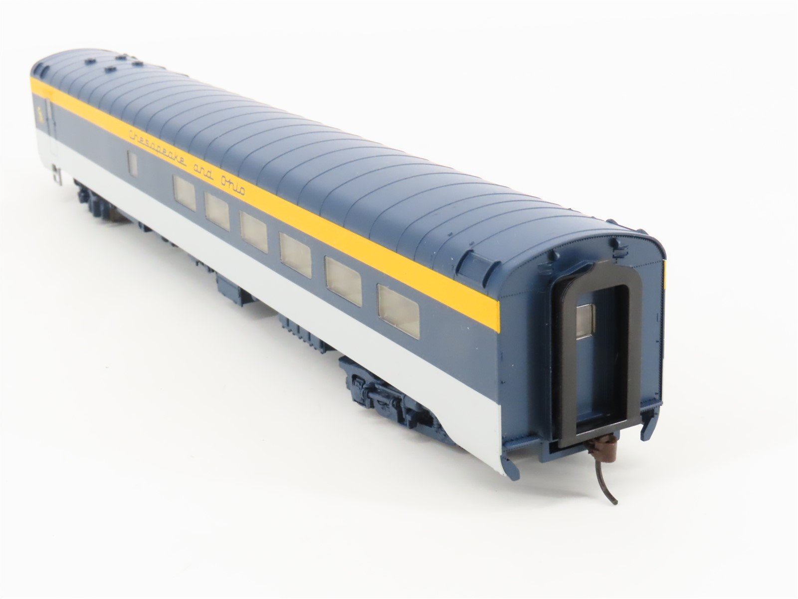 HO Scale Walthers 932-6829 C&O Railway 48-Seat Diner Passenger Car