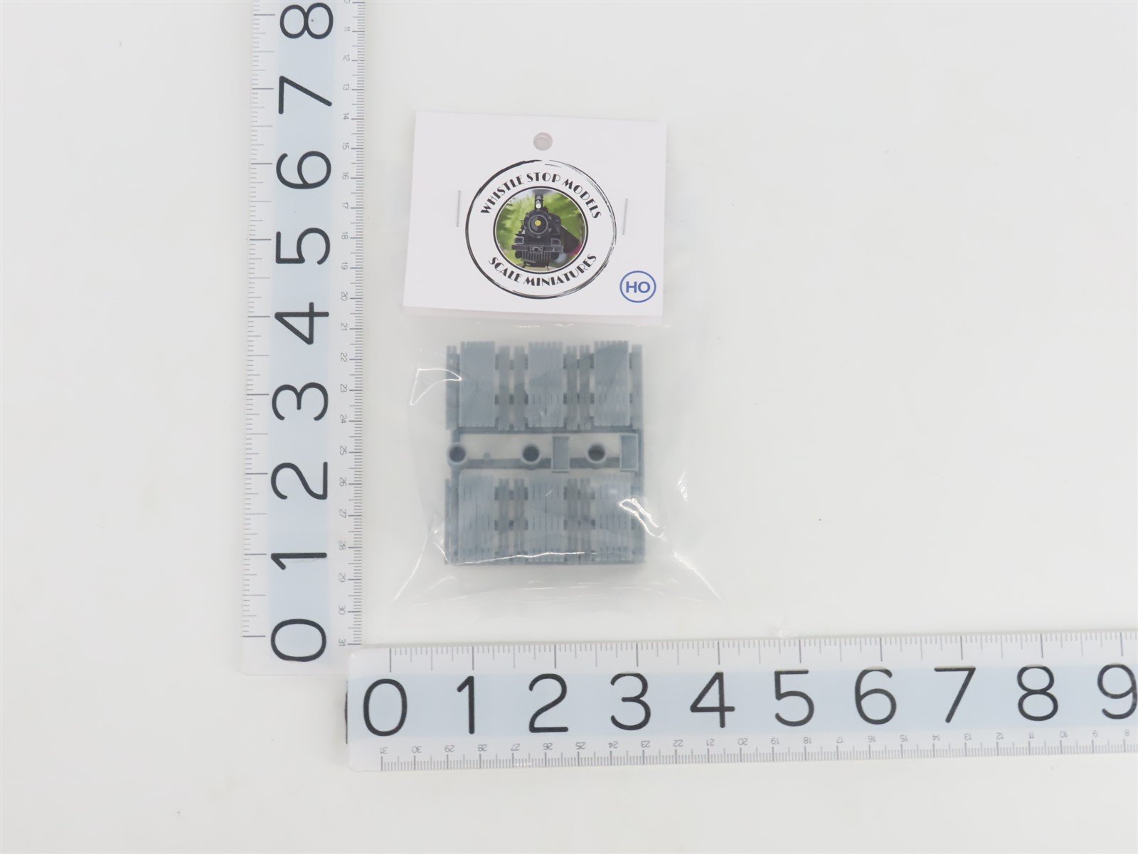 LOT of 2 HO Whistle Stop Models HO1024 3D Printed Picnic Table & Grills Scenery