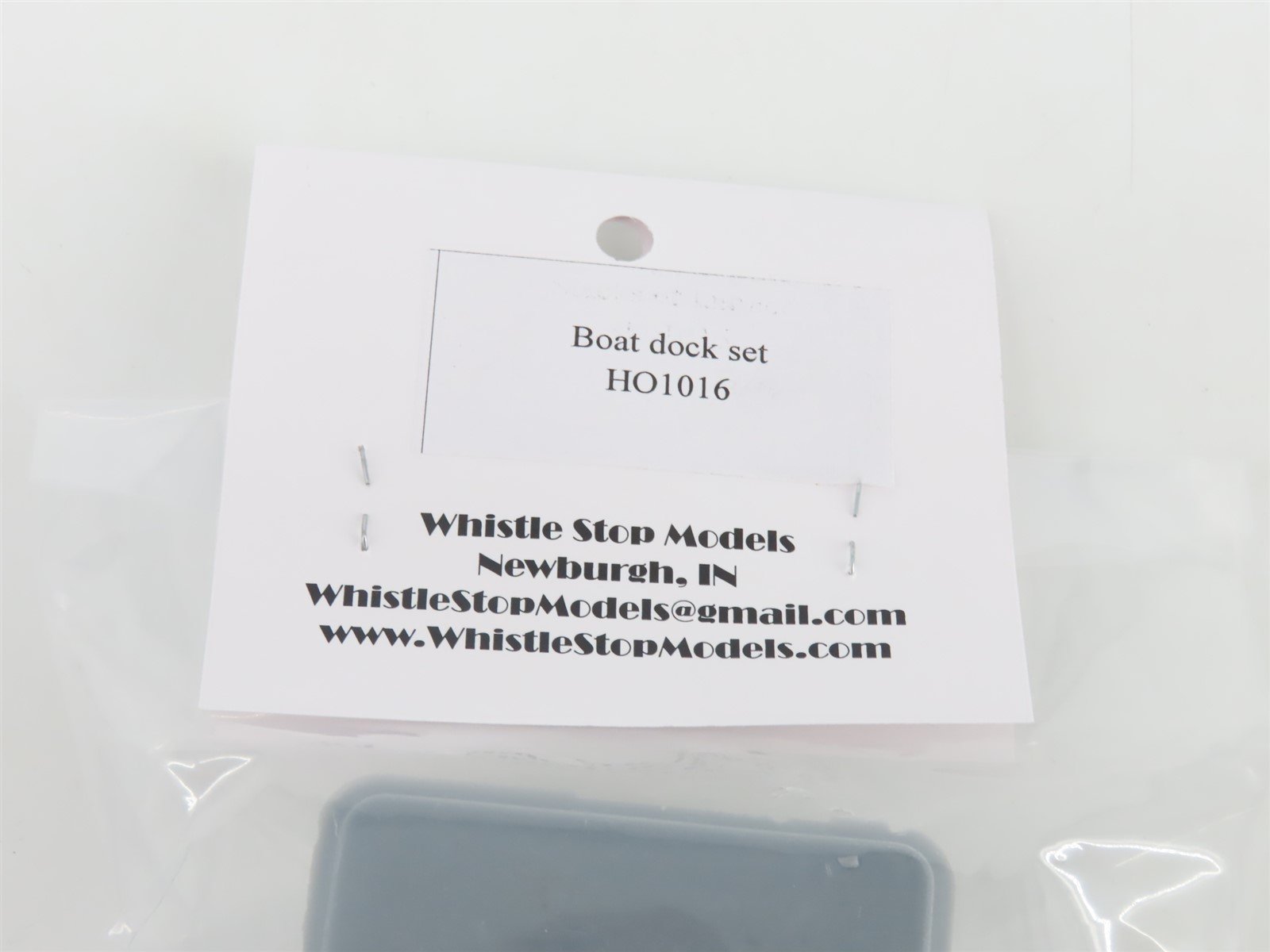 HO Scale Whistle Stop Models HO1016 3D Printed Boat Dock Scenery Set