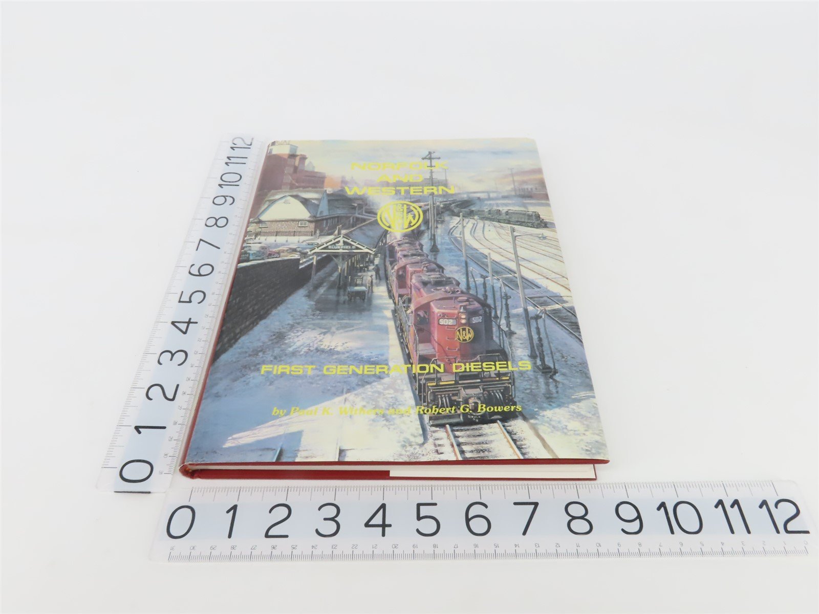 Norfolk & Western First Generation Diesels by Robert Bowers & Paul Withers ©1990