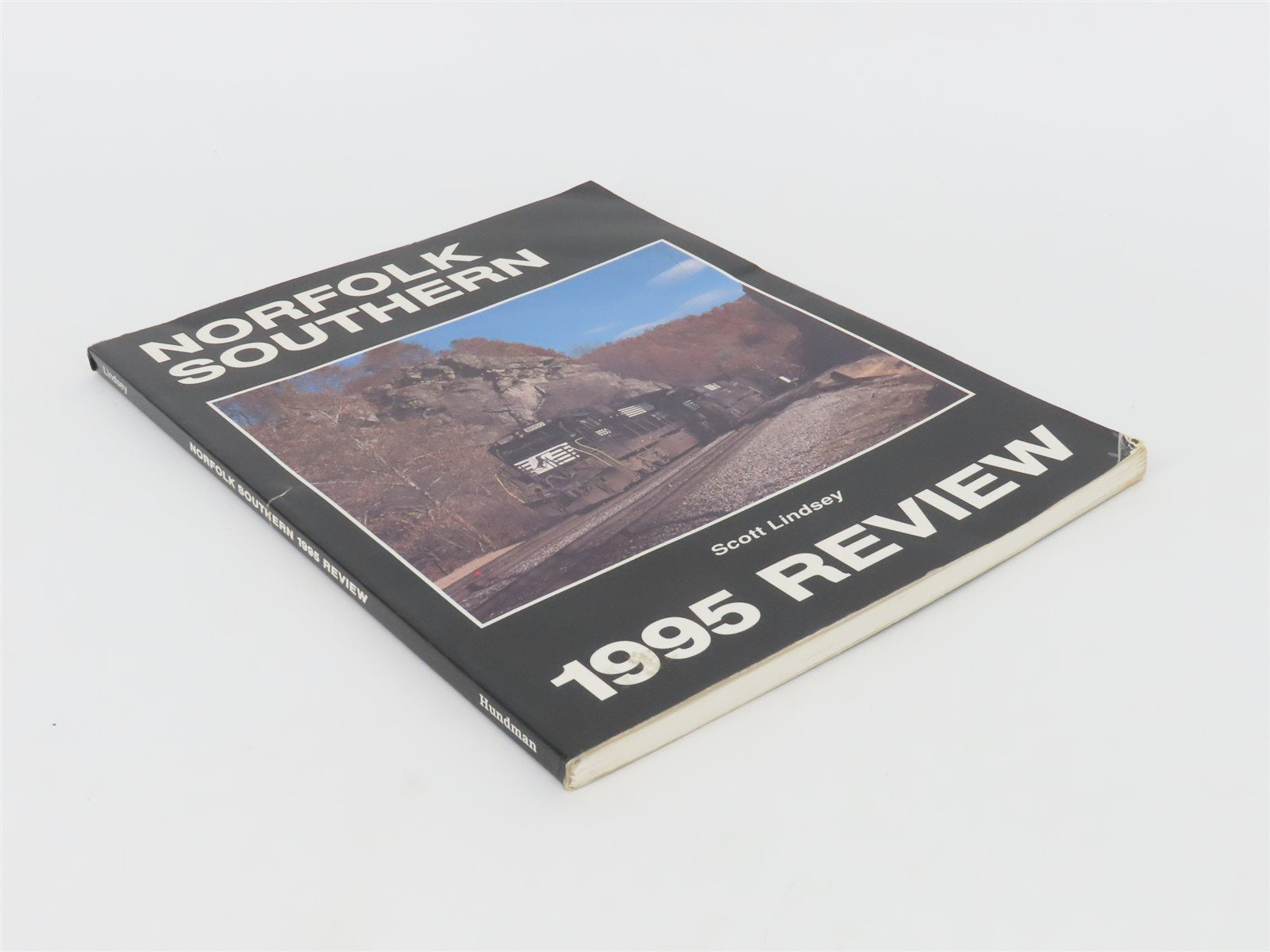 Norfolk Southern 1995 Review by Scott Lindsey ©1995