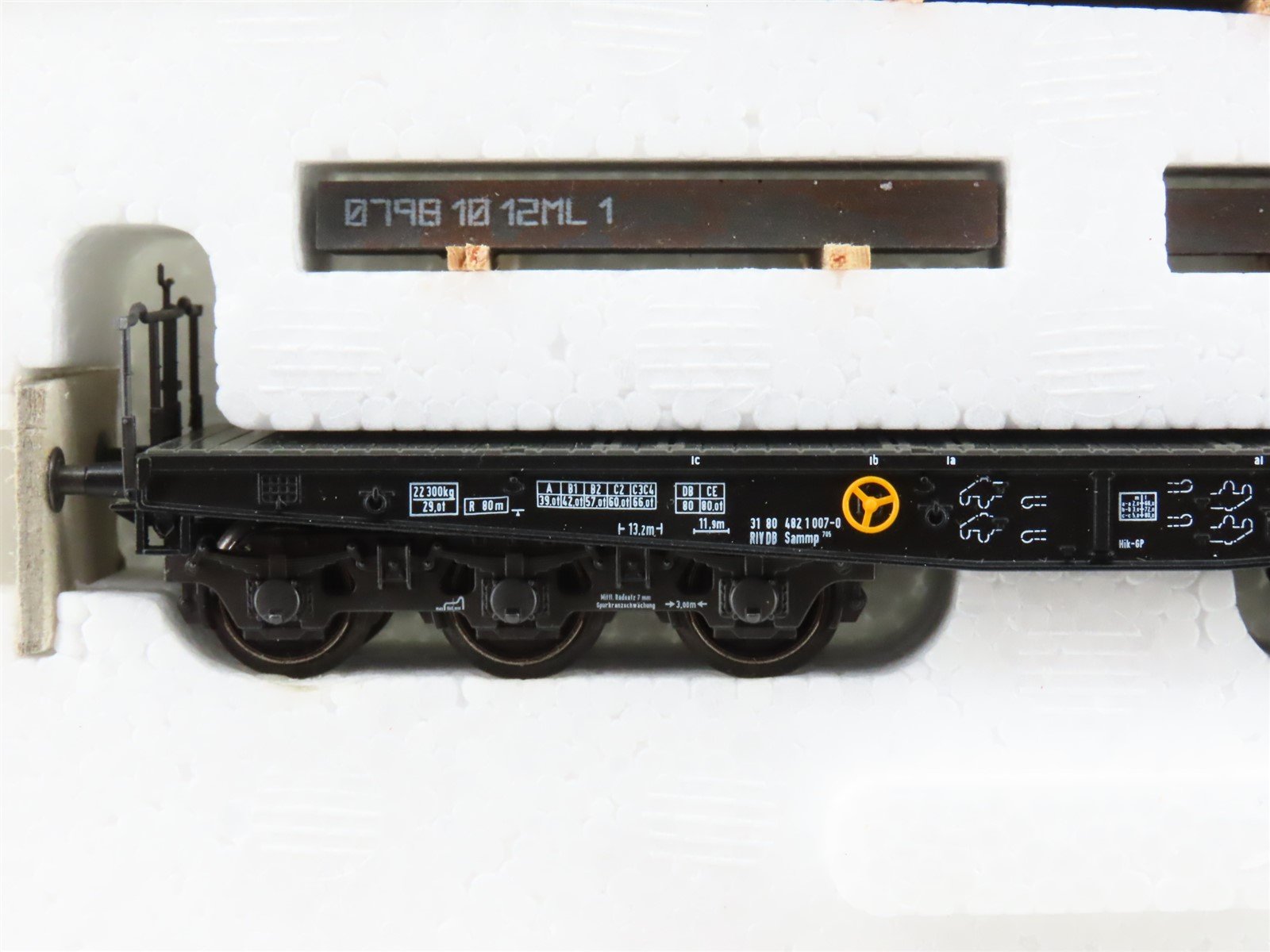 HO Scale Marklin 48664 DB Deutsche Bahn Steel Slab Heavy Duty Flatcar 2-Pack