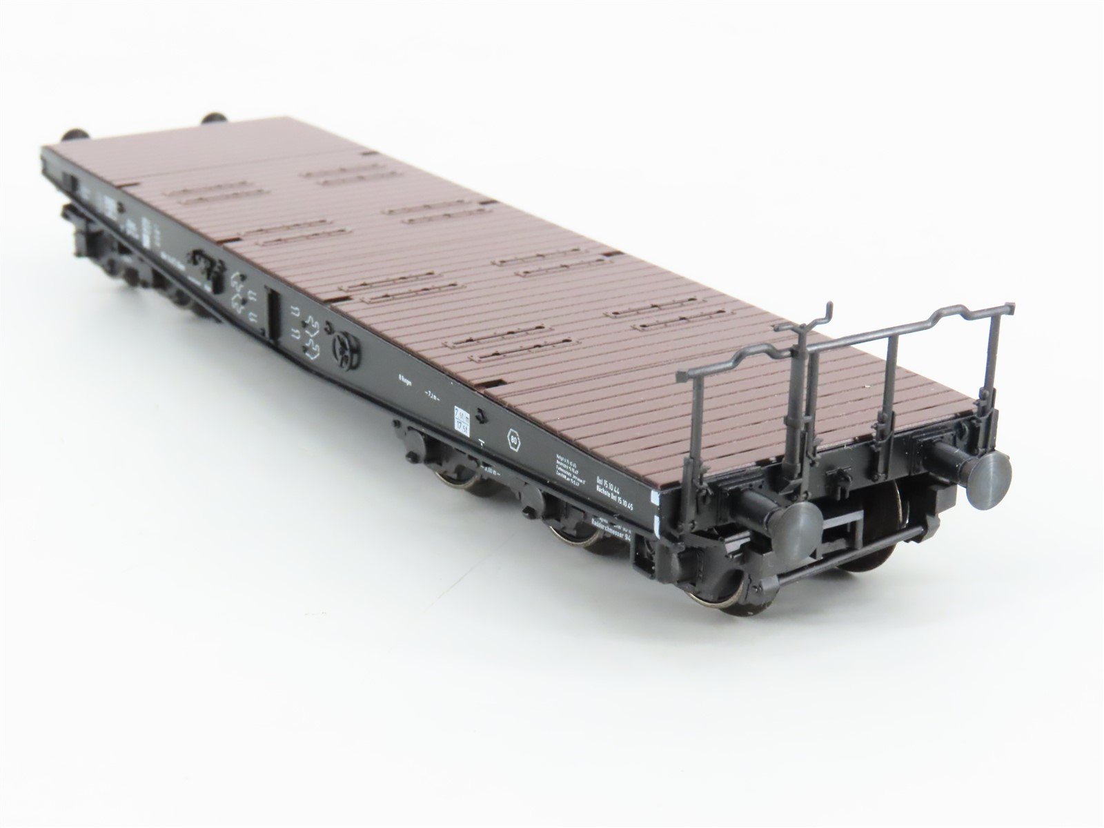 HO Scale Marklin 4867 DR Deutsche Reichsbahn Flatcar w/Stakes