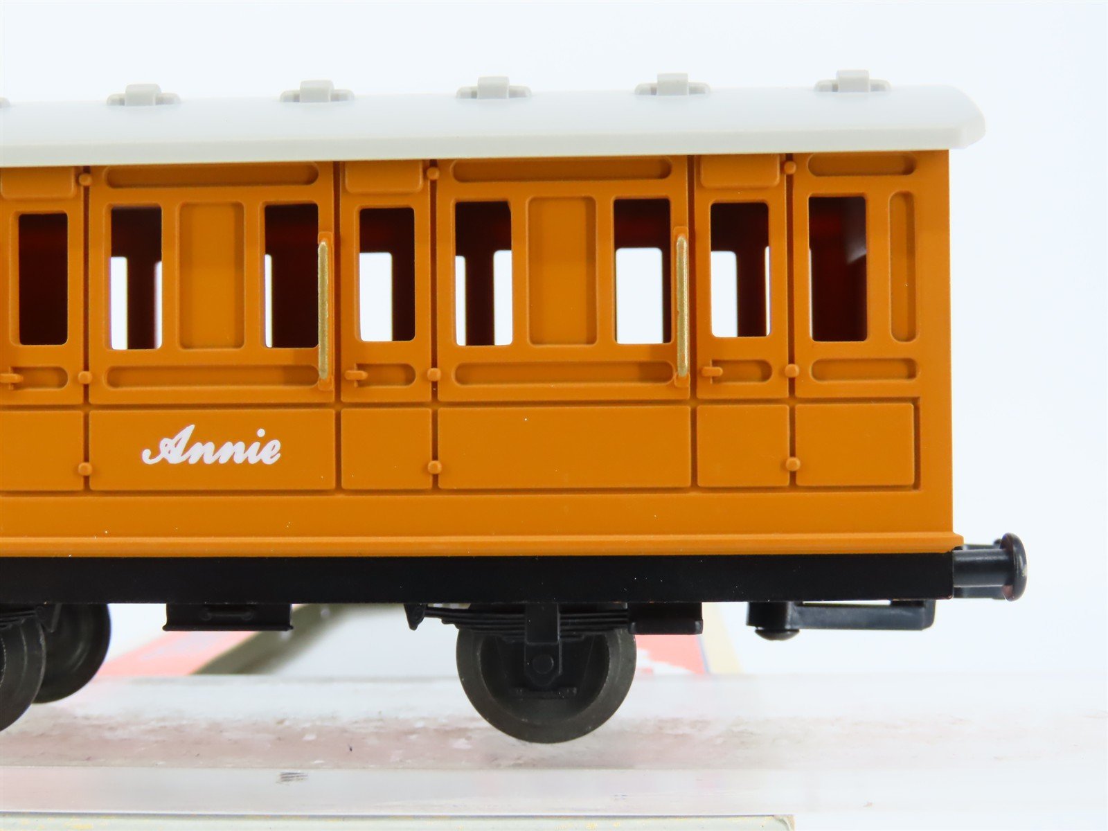 O Gauge 3-Rail Lionel 6-15117 Thomas & Friends Coach Passenger Car 