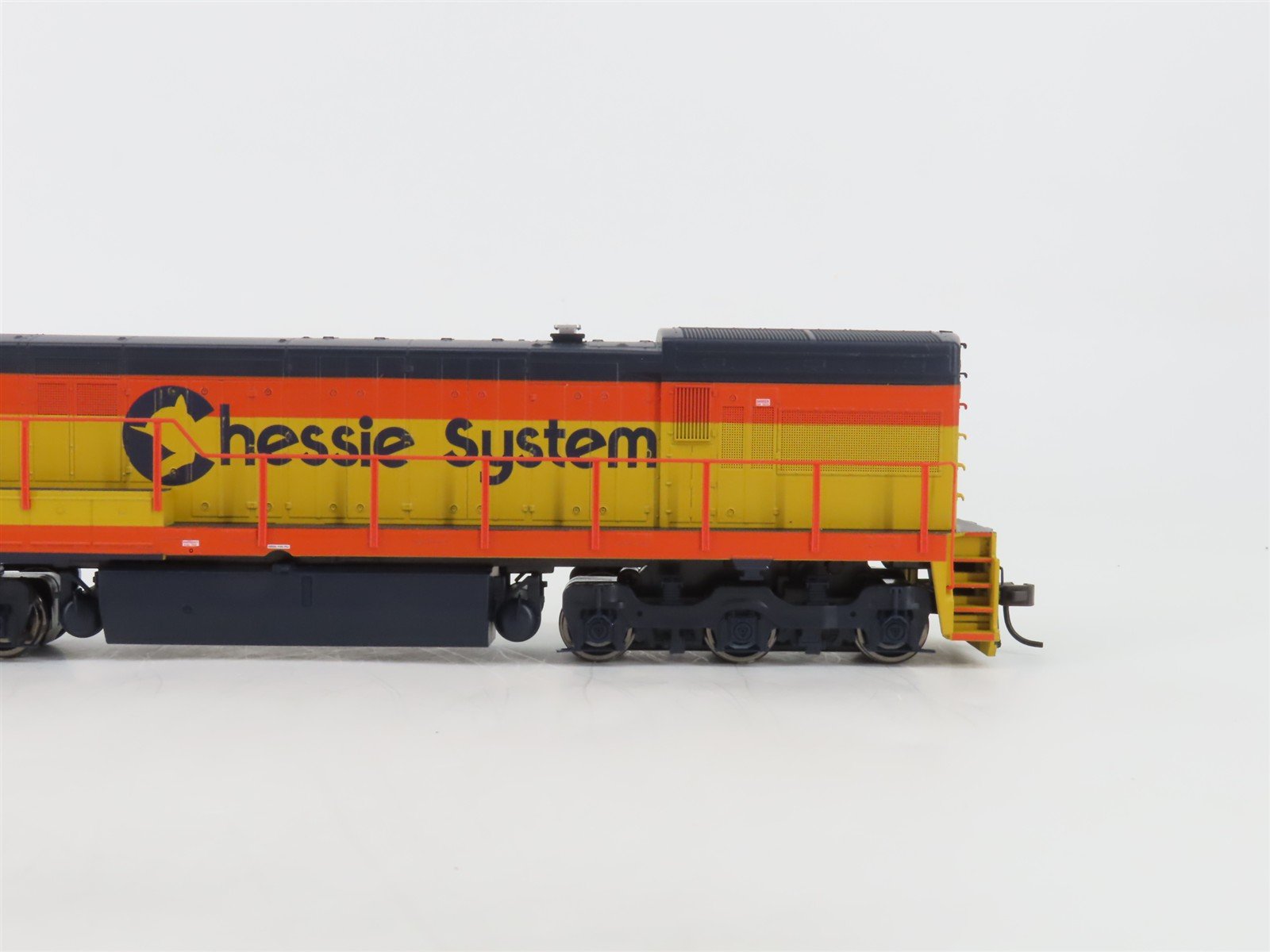 HO Scale Atlas Master 7418 C&O Chessie System GE U30C Ph. 2 Diesel #3311 w/ DCC