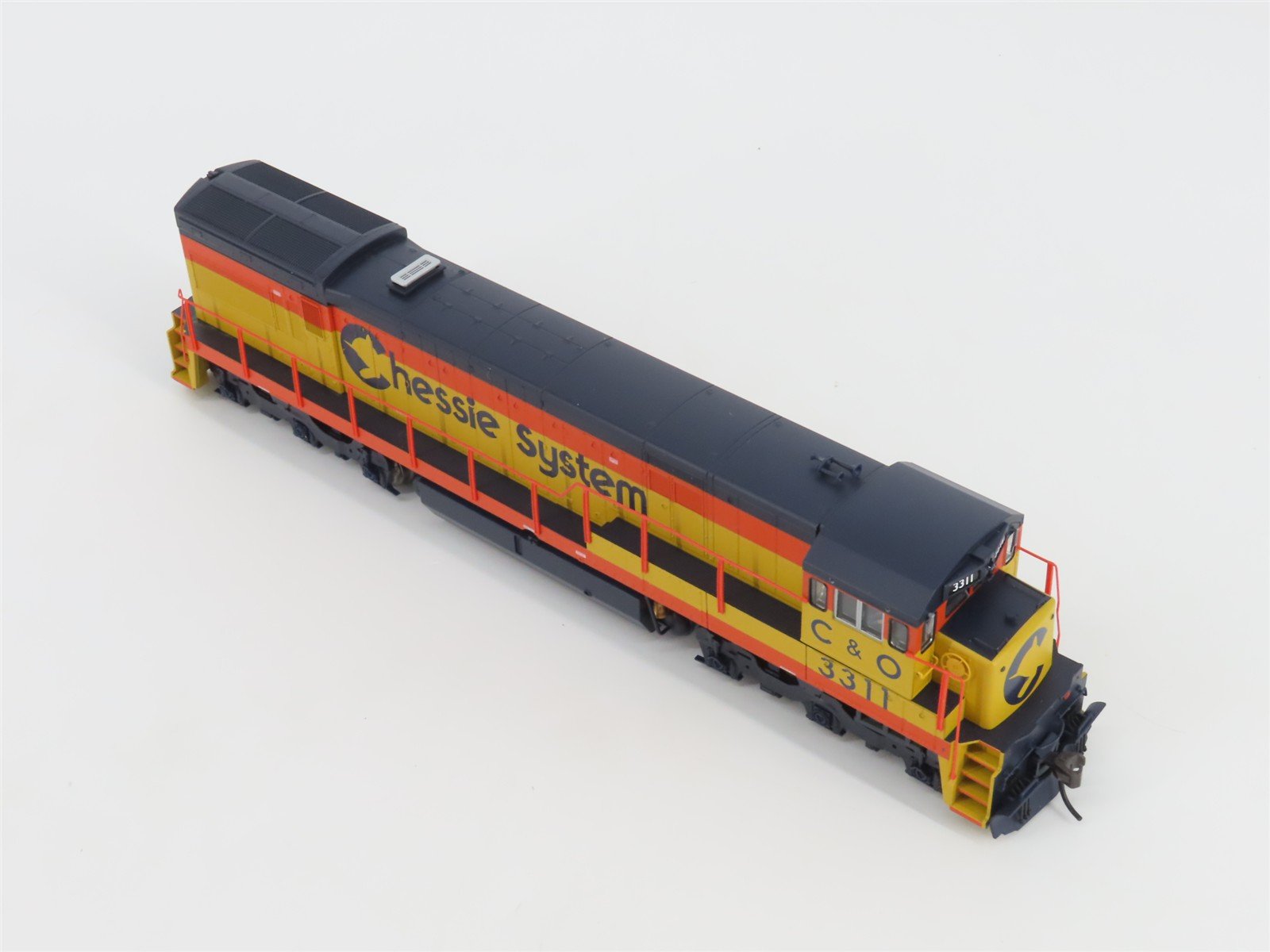 HO Scale Atlas Master 7418 C&O Chessie System GE U30C Ph. 2 Diesel #3311 w/ DCC