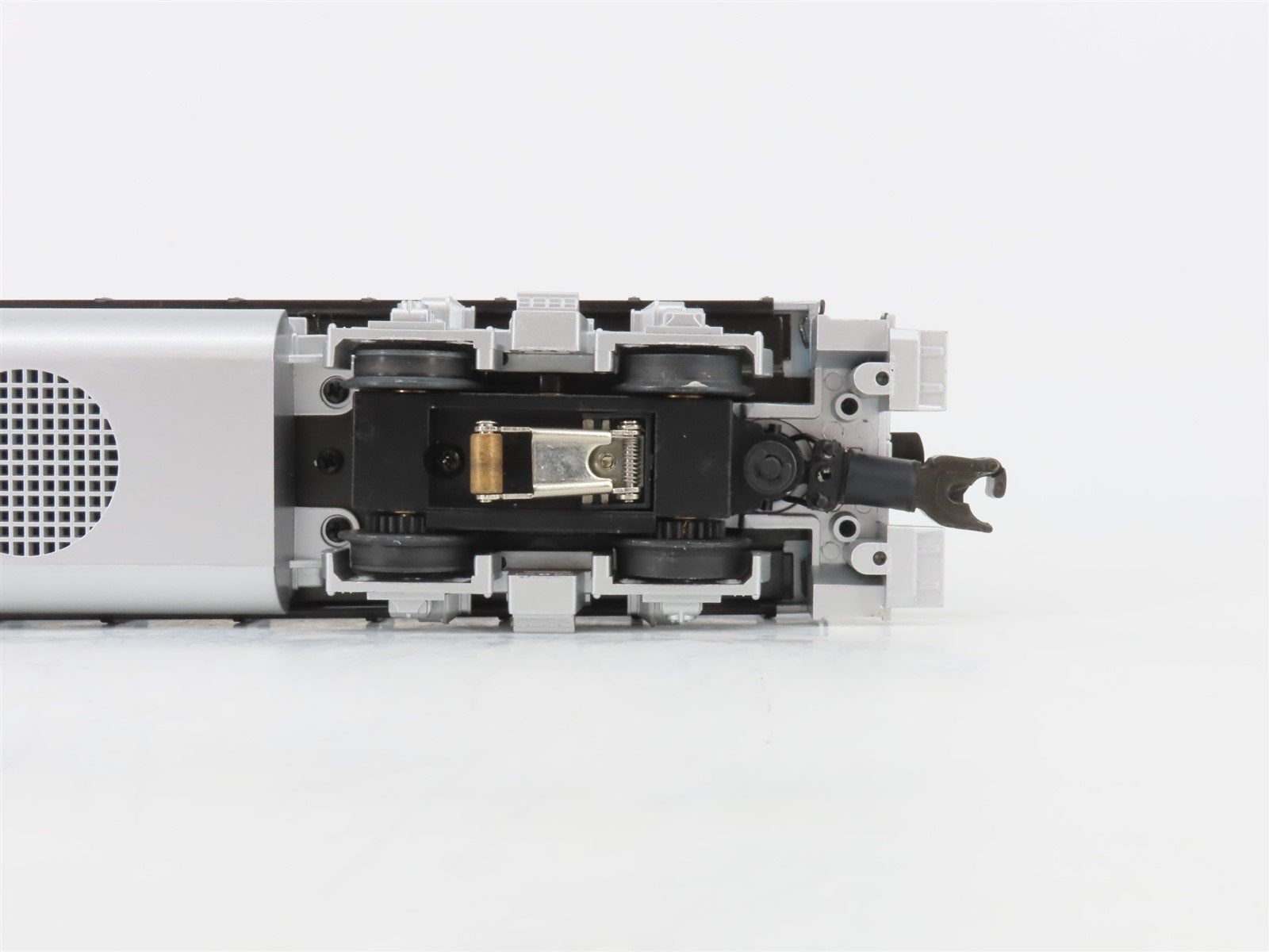 O Gauge 3-Rail MTH MT-2142LP GM EMD Demonstrator GP20 Diesel #5627 w/ Sound