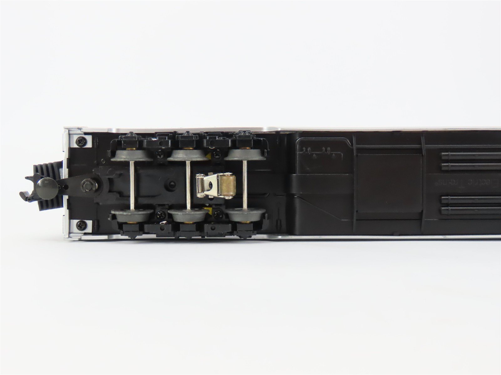 O Gauge 3-Rail MTH 20-80005C NH New Haven 70' Vista Dome Passenger 