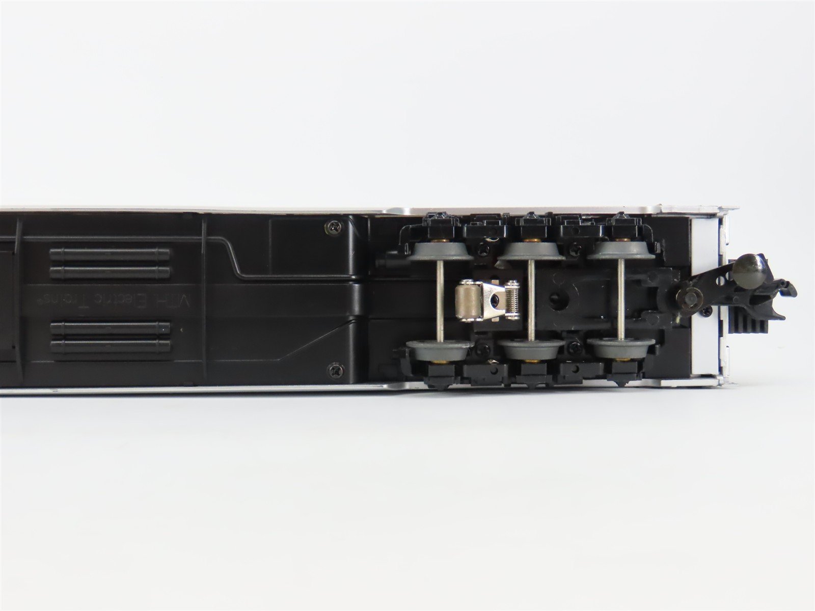 O Gauge 3-Rail MTH 20-80005C NH New Haven 70' Vista Dome Passenger 