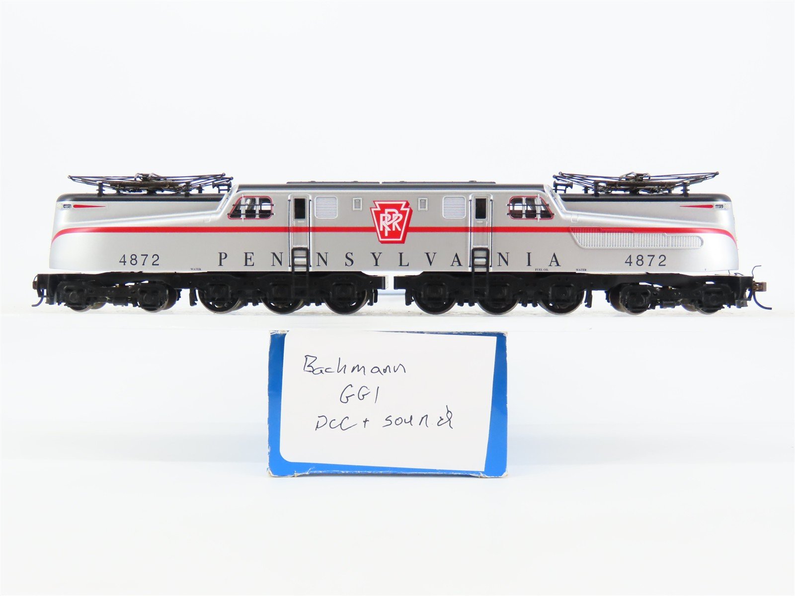 HO Scale Bachmann PRR Pennsylvania Silver GG1 Electric #4872 w/ DCC & Sound