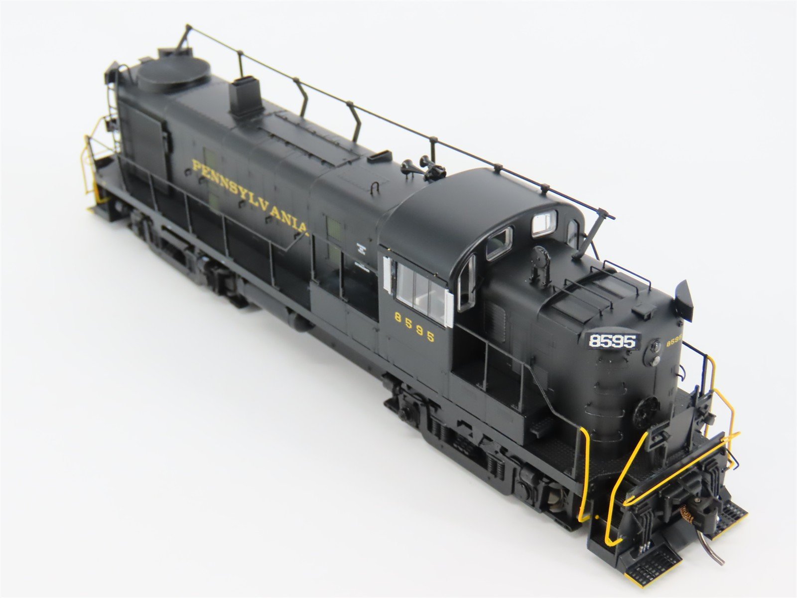 HO Bowser Executive 24688 PRR ALCO RS-3 Ph. III Diesel #8595 w/ DCC & Sound
