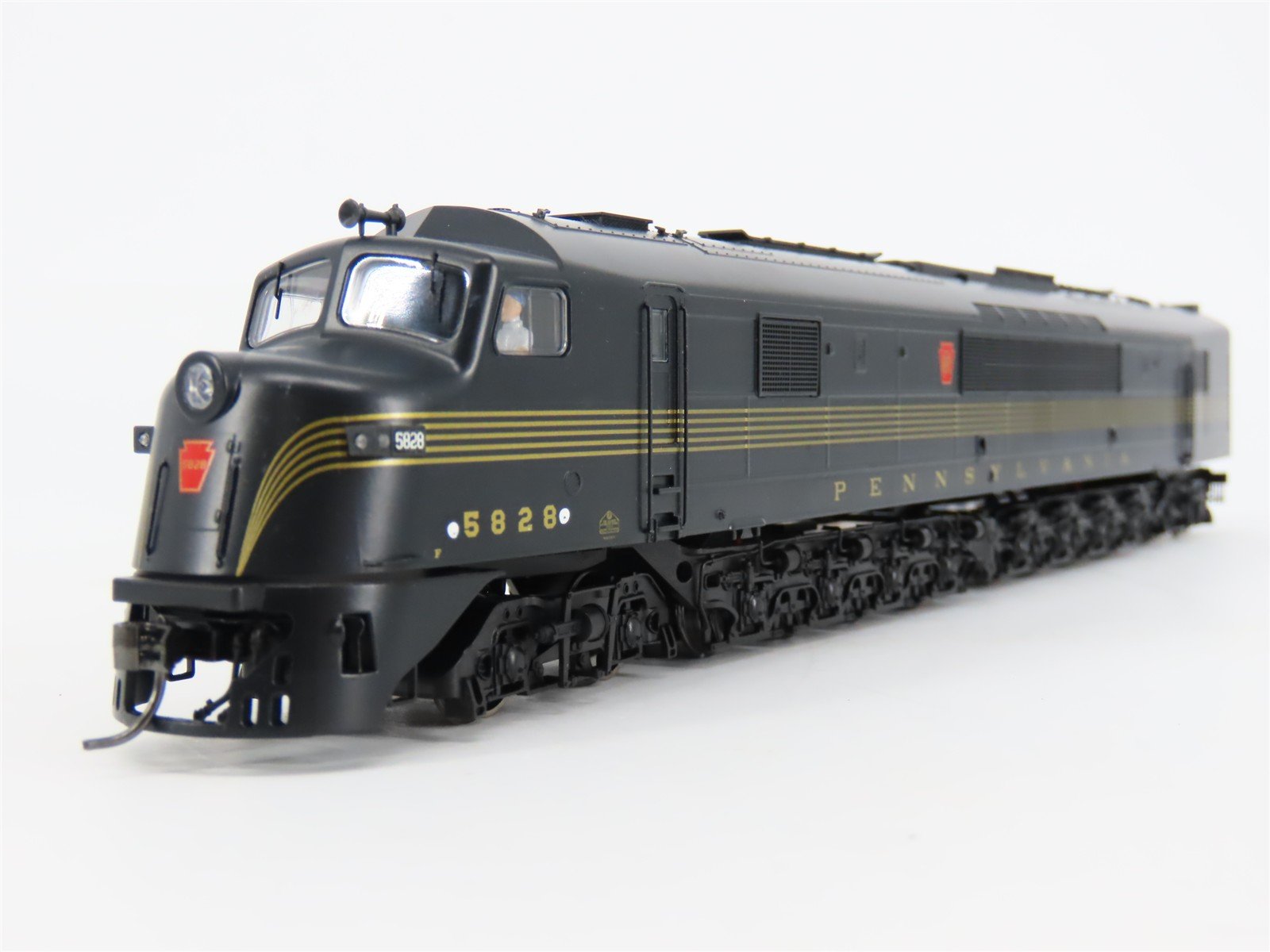 HO Broadway Limited BLI 2090 PRR Baldwin Centipede A/A Diesel Set - Paragon2