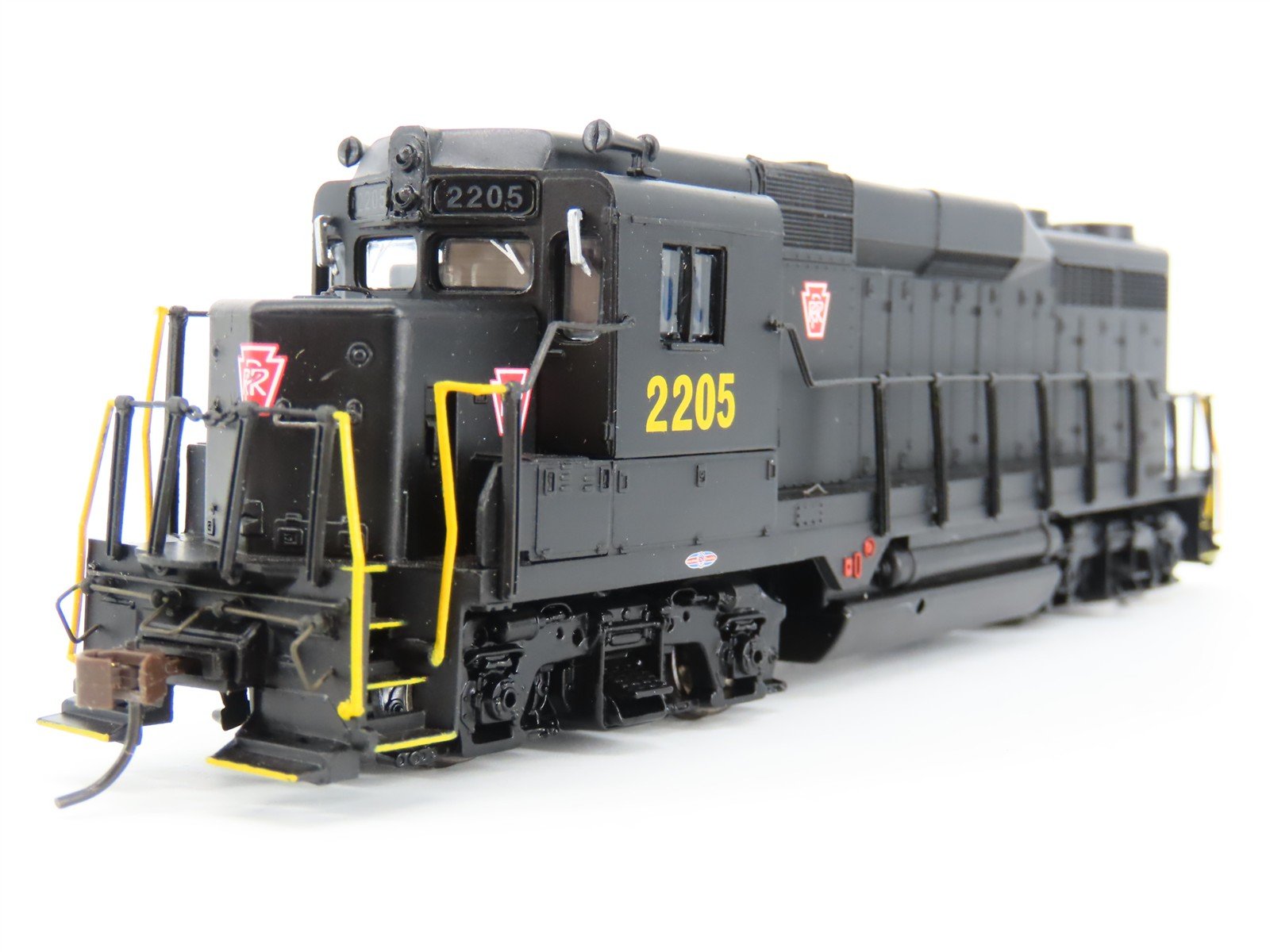 HO Scale Bachmann 60807 PRR Pennsylvania GP30 Diesel #2205 w/ DCC
