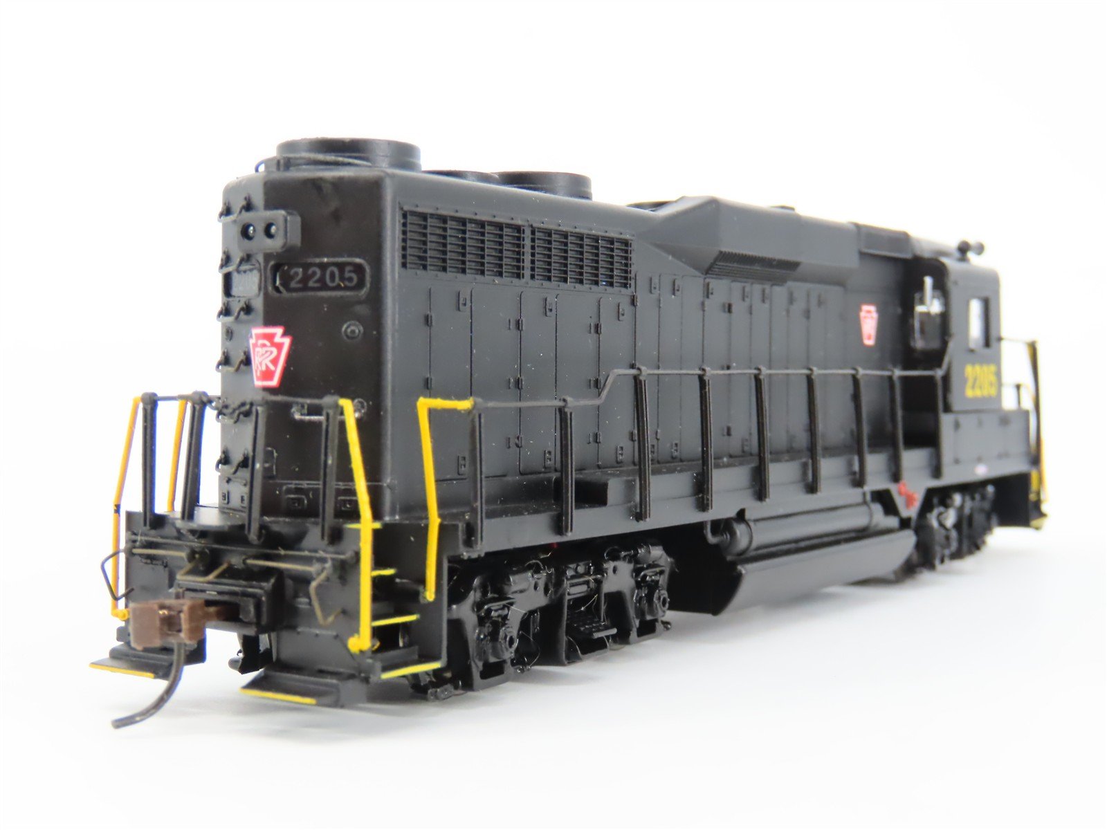 HO Scale Bachmann 60807 PRR Pennsylvania GP30 Diesel #2205 w/ DCC