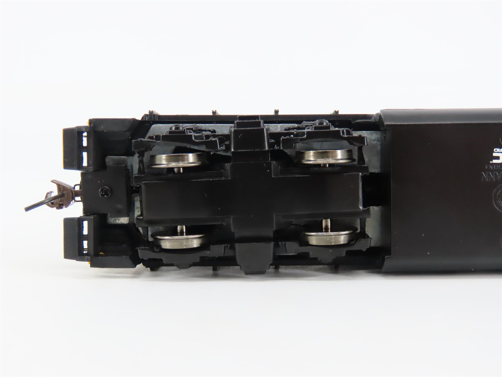 HO Scale Bachmann 60807 PRR Pennsylvania GP30 Diesel #2205 w/ DCC