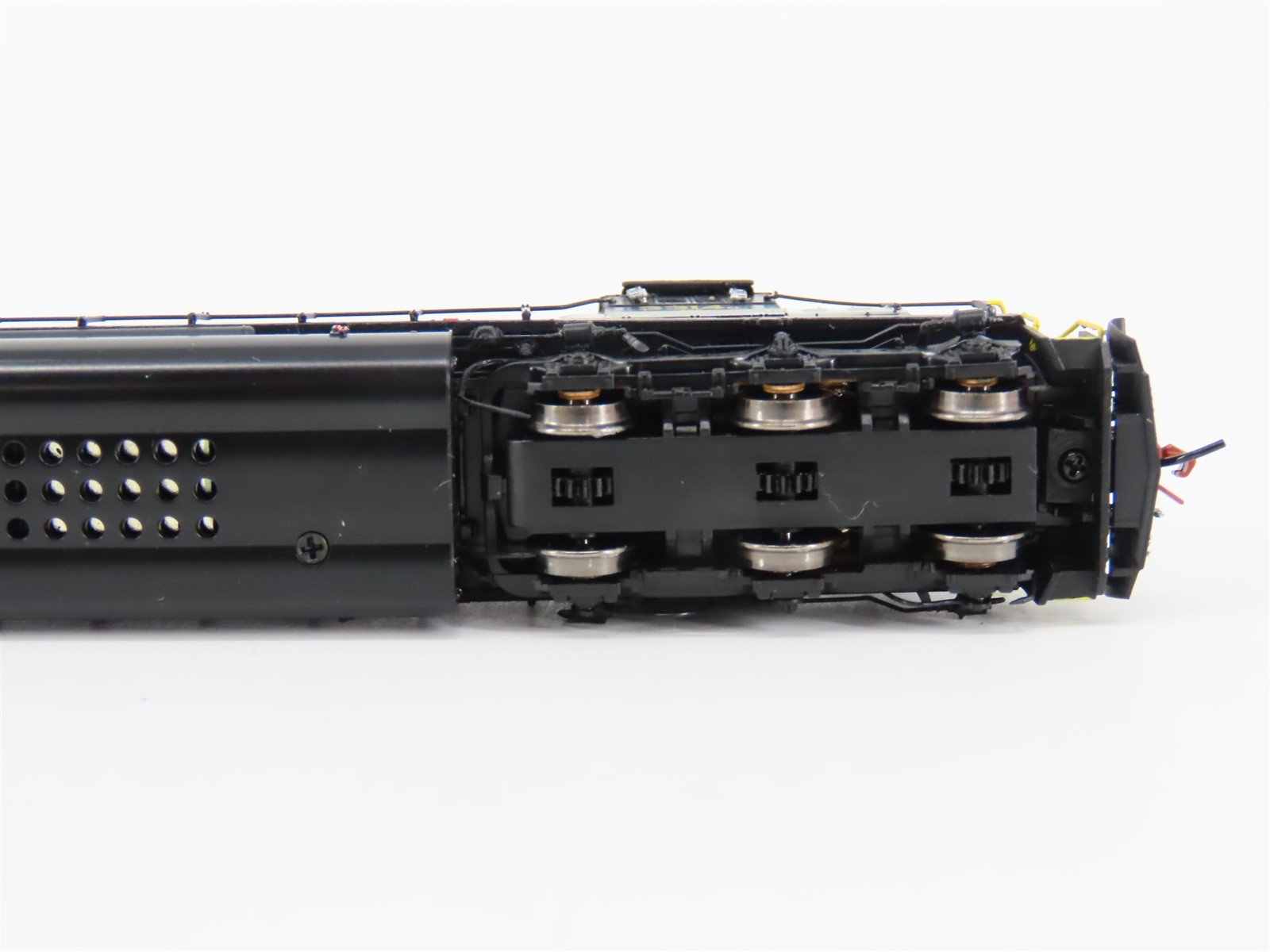 N Scaletrains SXT33813 SOU Southern EMD SD40-2 Diesel #3314 w/ DCC & Sound