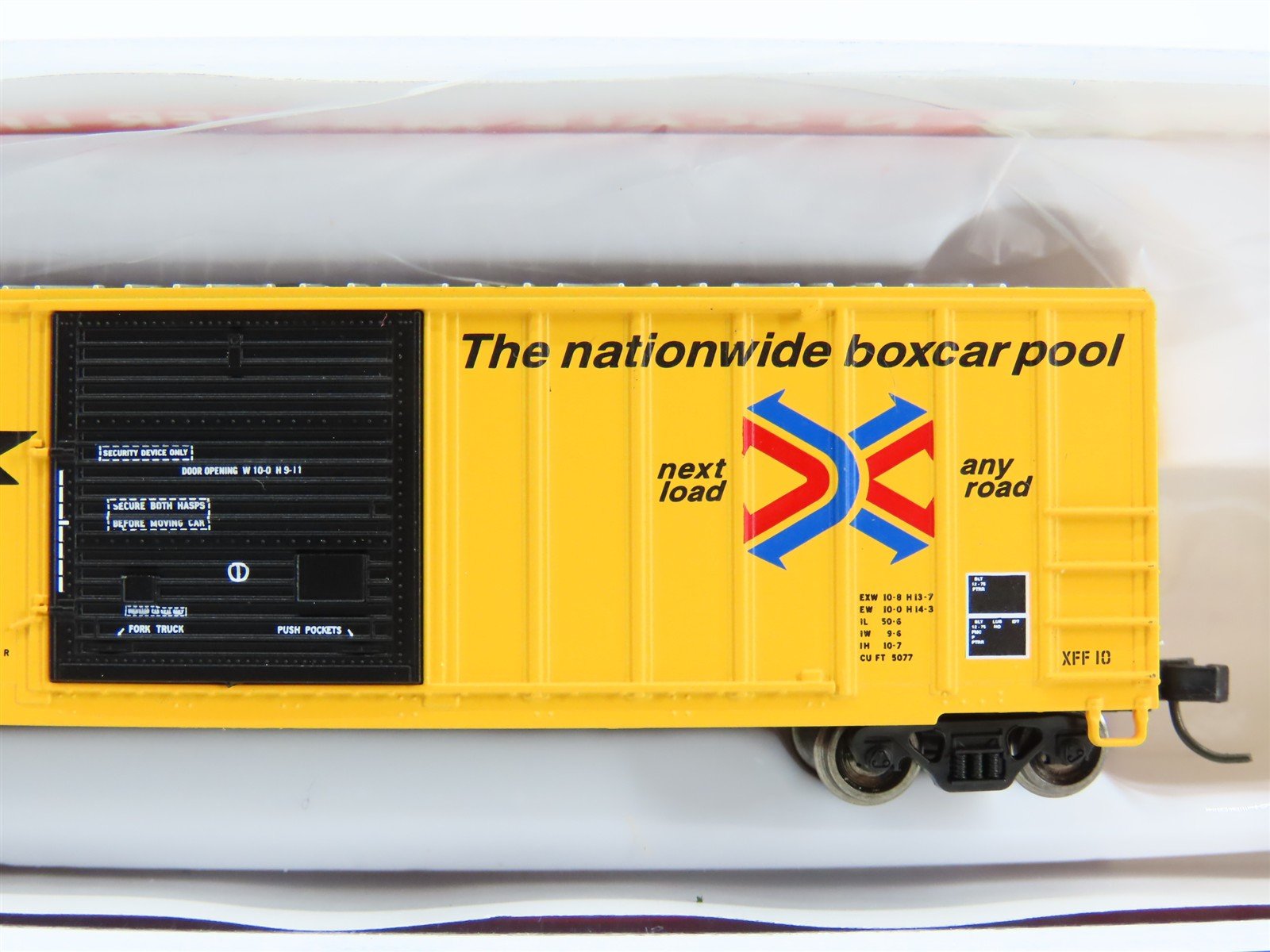 N Scale Atlas Master Line 50003450 RBOX Railbox Single Door Box Car #17800