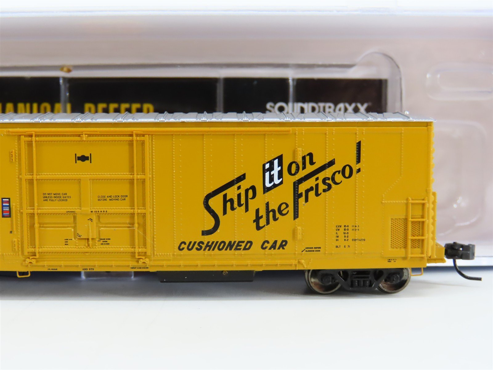 N Athearn 24714 SL-SF Ship It On The Frisco 57' Mech. Reefer #333007 w/ Sound
