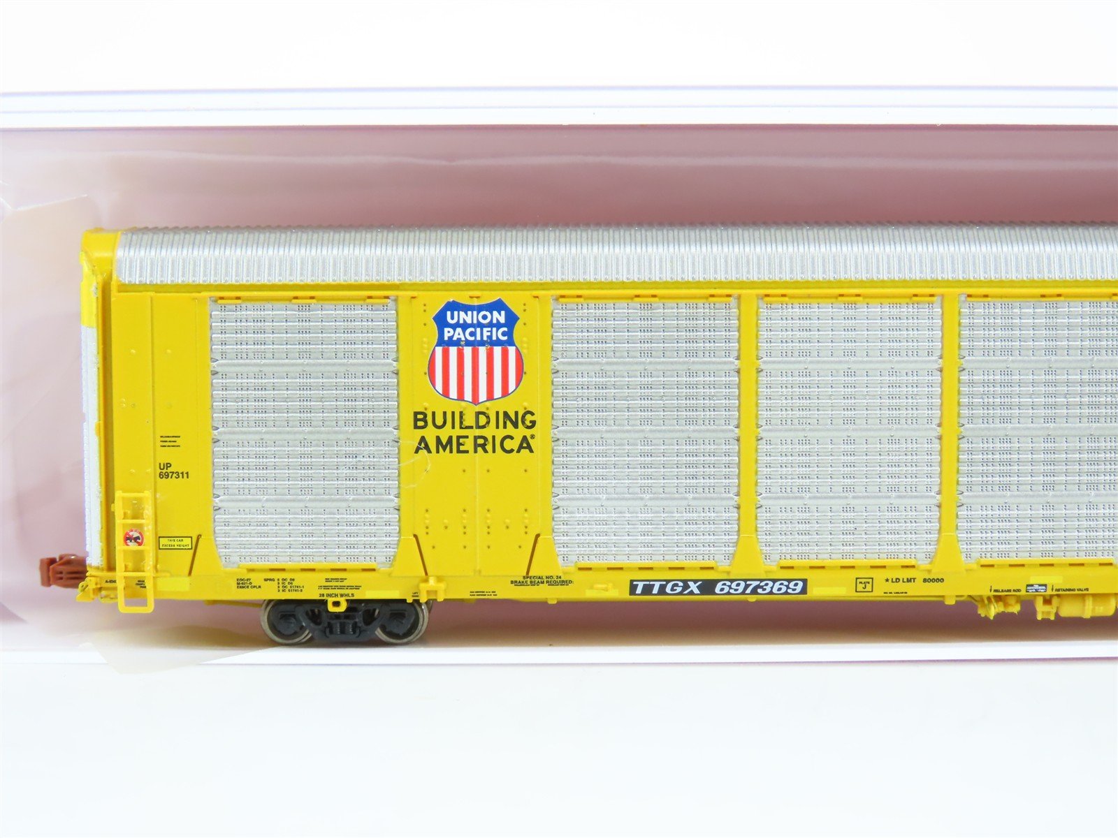 N Scaletrains Rivet Counter SXT33768 UP/TTGX Building America Auto Rack #697369