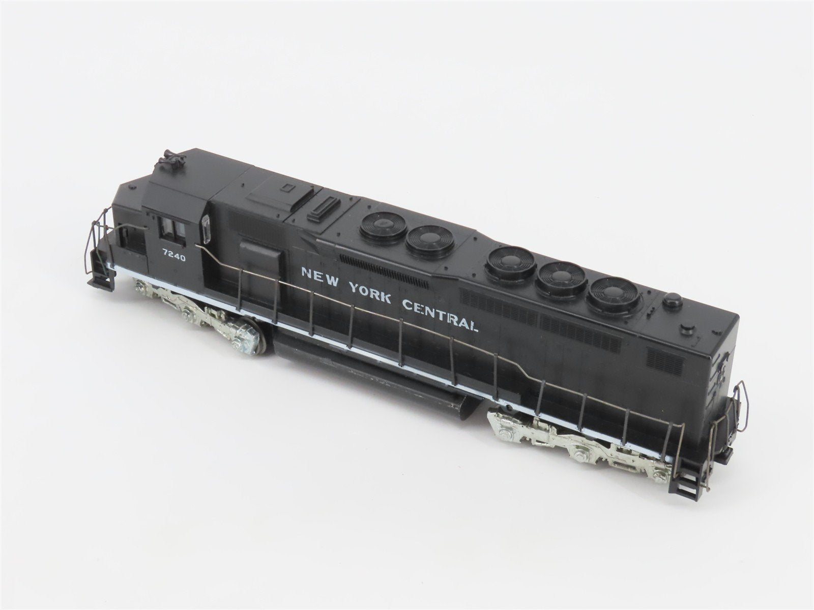HO Scale Athearn 4104 NYC New York Central EMD SDP40 Diesel Locomotive #7240