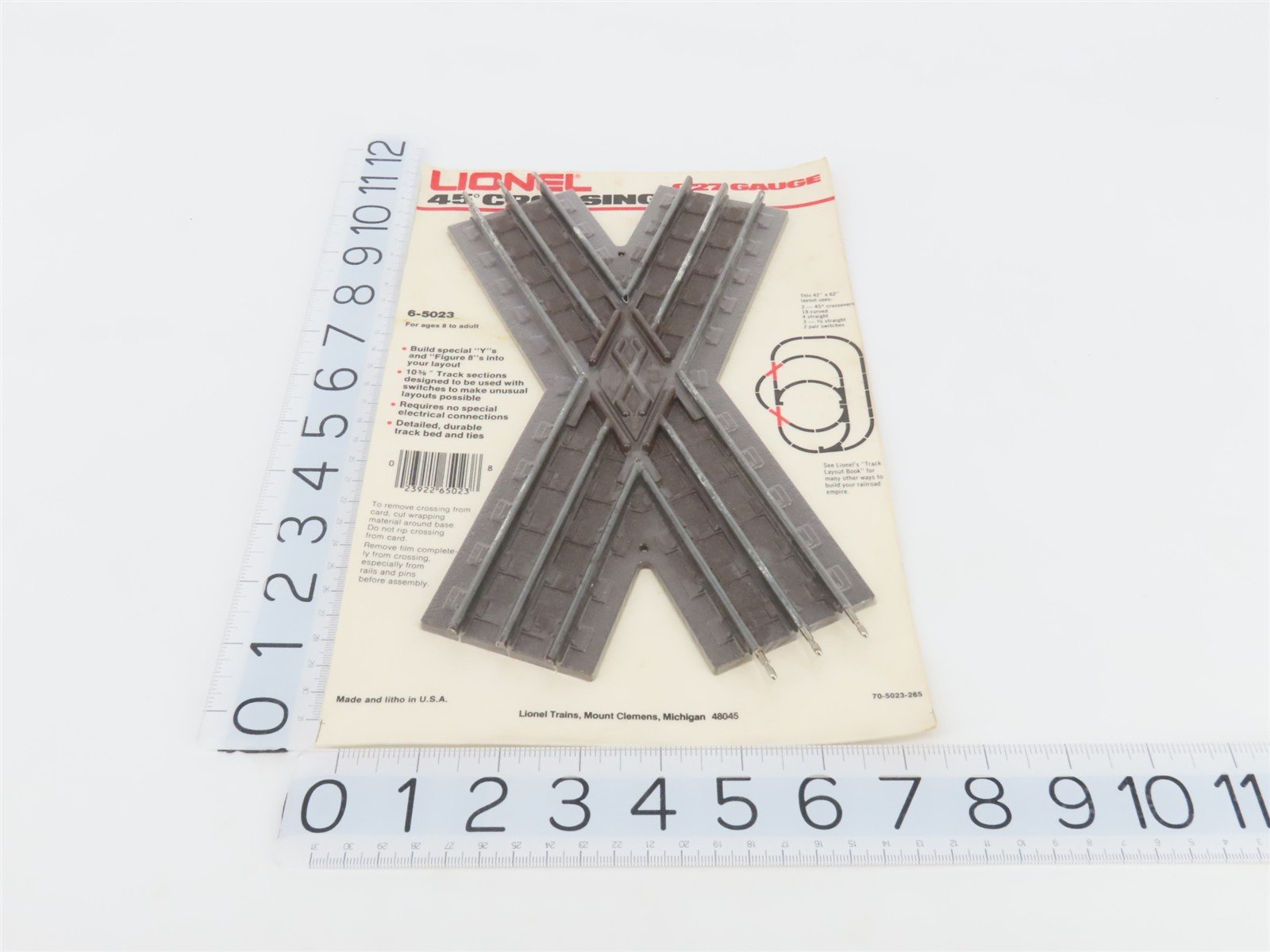 O27 Gauge 3-Rail Lionel 6-5023 45-Degree Crossing Track