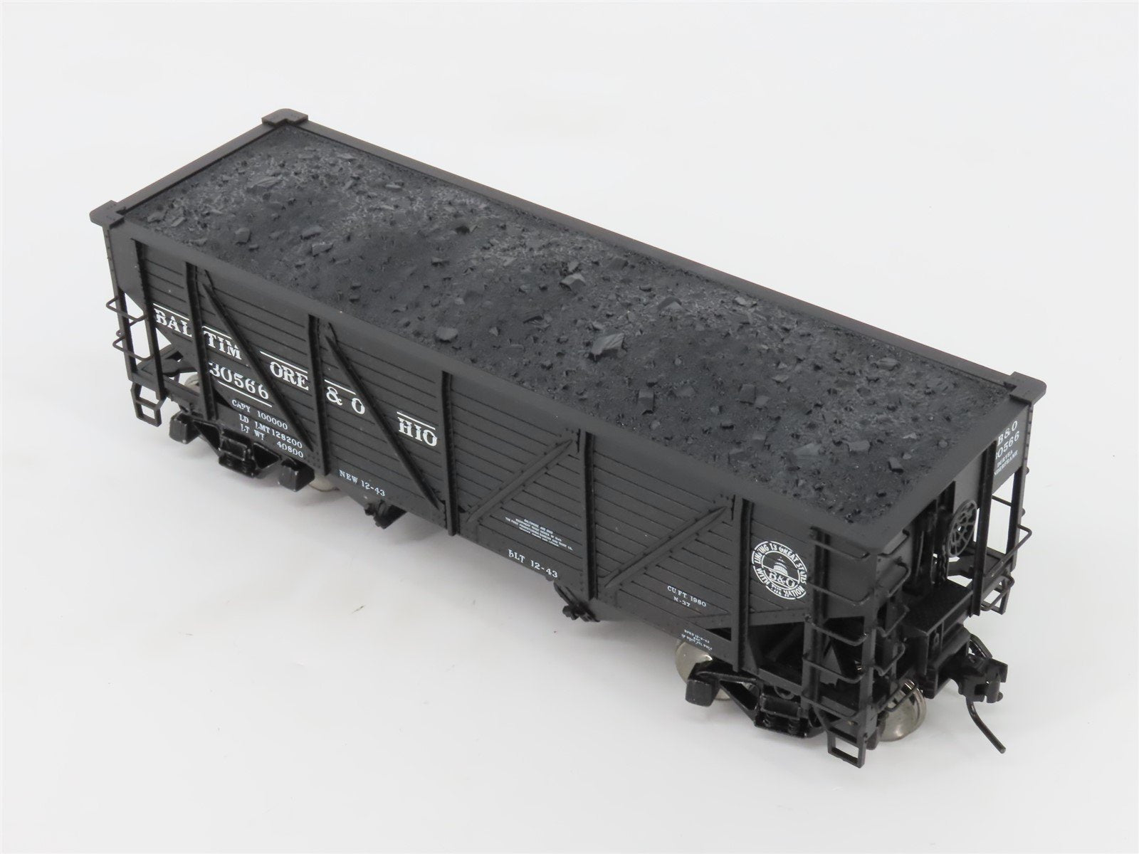 O Scale 2-Rail Atlas 7421-1 B&O War Emergency 2-Bay Hopper #30566 w/ Coal Load