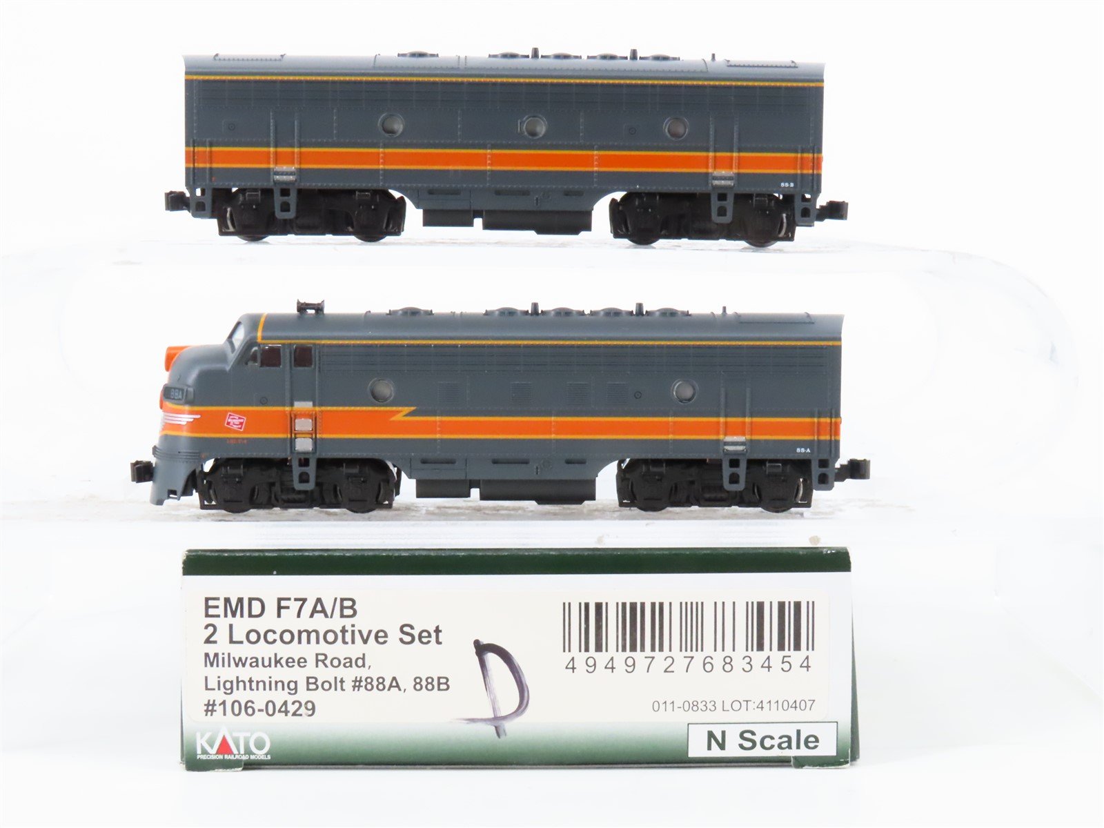 N Scale Kato 106-0429 MILW Milwaukee Road F7 A/B Diesel Locomotive Set