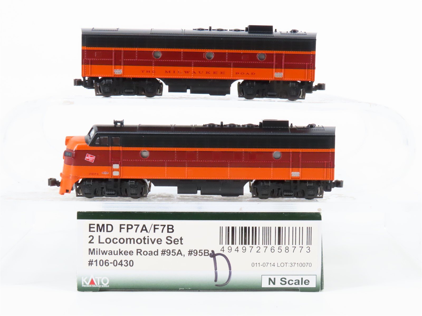 N Scale Kato 106-0430 MILW Milwaukee Road FP7 A/B Diesel Locomotive Set