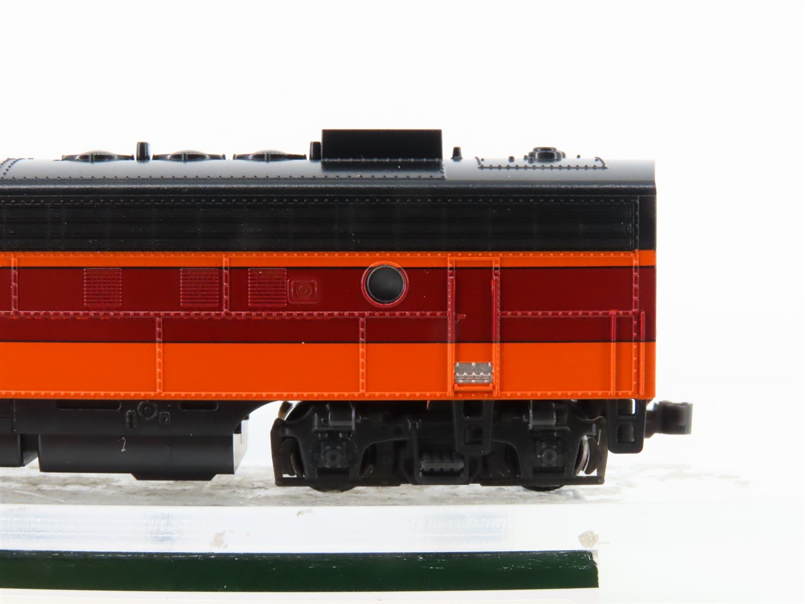 N Scale Kato 106-0430 MILW Milwaukee Road FP7 A/B Diesel Locomotive Set