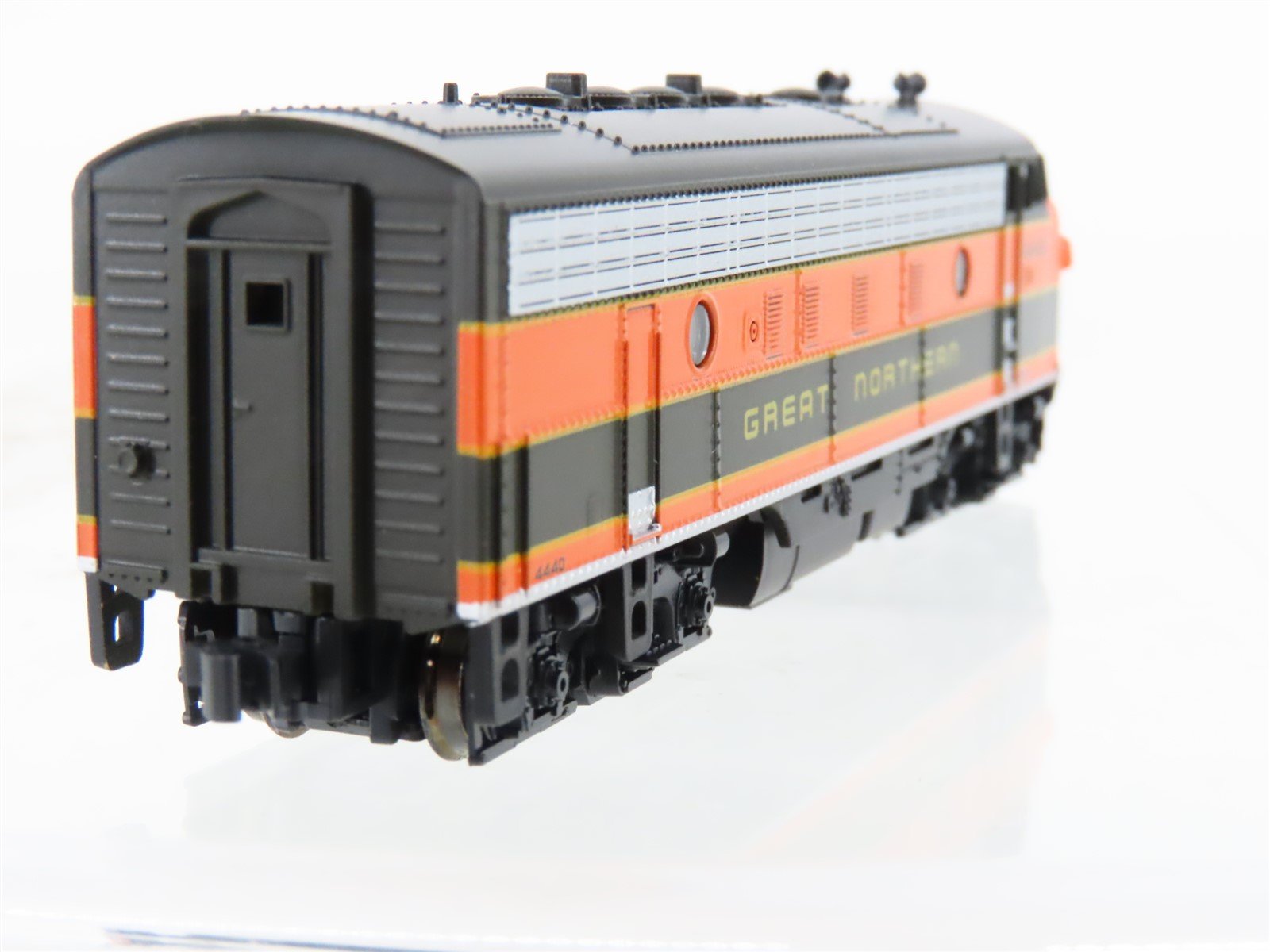 N Scale Kato 106-0421 GN Great Northern F7 A/B Diesel Locomotive Set