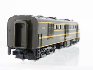 N Scale Life-Like NH New Haven DL-109 Diesel Locomotive #0709